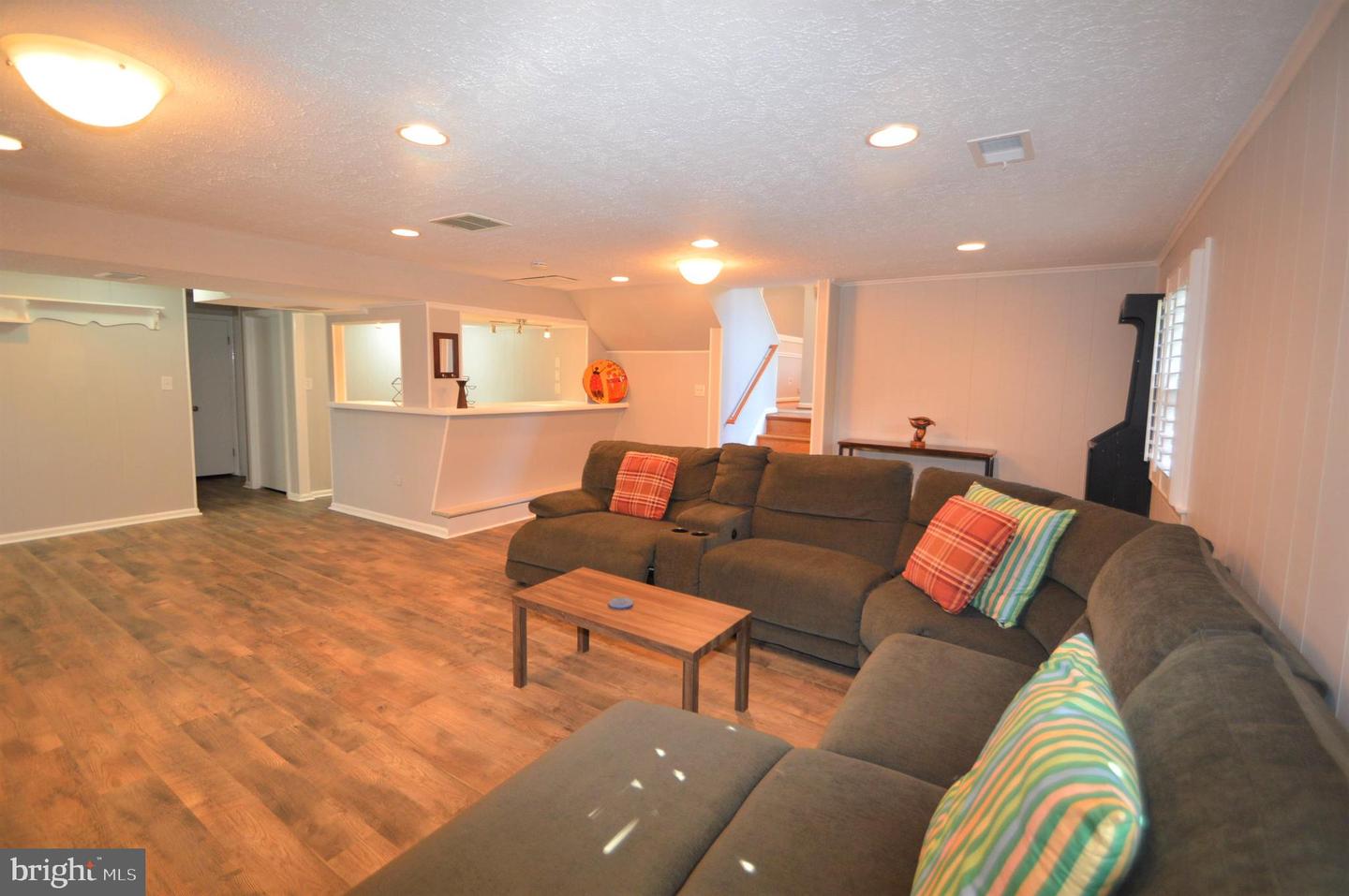 12614 OXON RD, HERNDON, Virginia 20171, 4 Bedrooms Bedrooms, ,3 BathroomsBathrooms,Residential,For sale,12614 OXON RD,VAFX2279522 MLS # VAFX2279522 12614 OXON RD, HERNDON, Virginia 20171, 4 Bedrooms Bedrooms, ,3 BathroomsBathrooms,Residential,For sale,12614 OXON RD,VAFX2279522 MLS # VAFX2279522