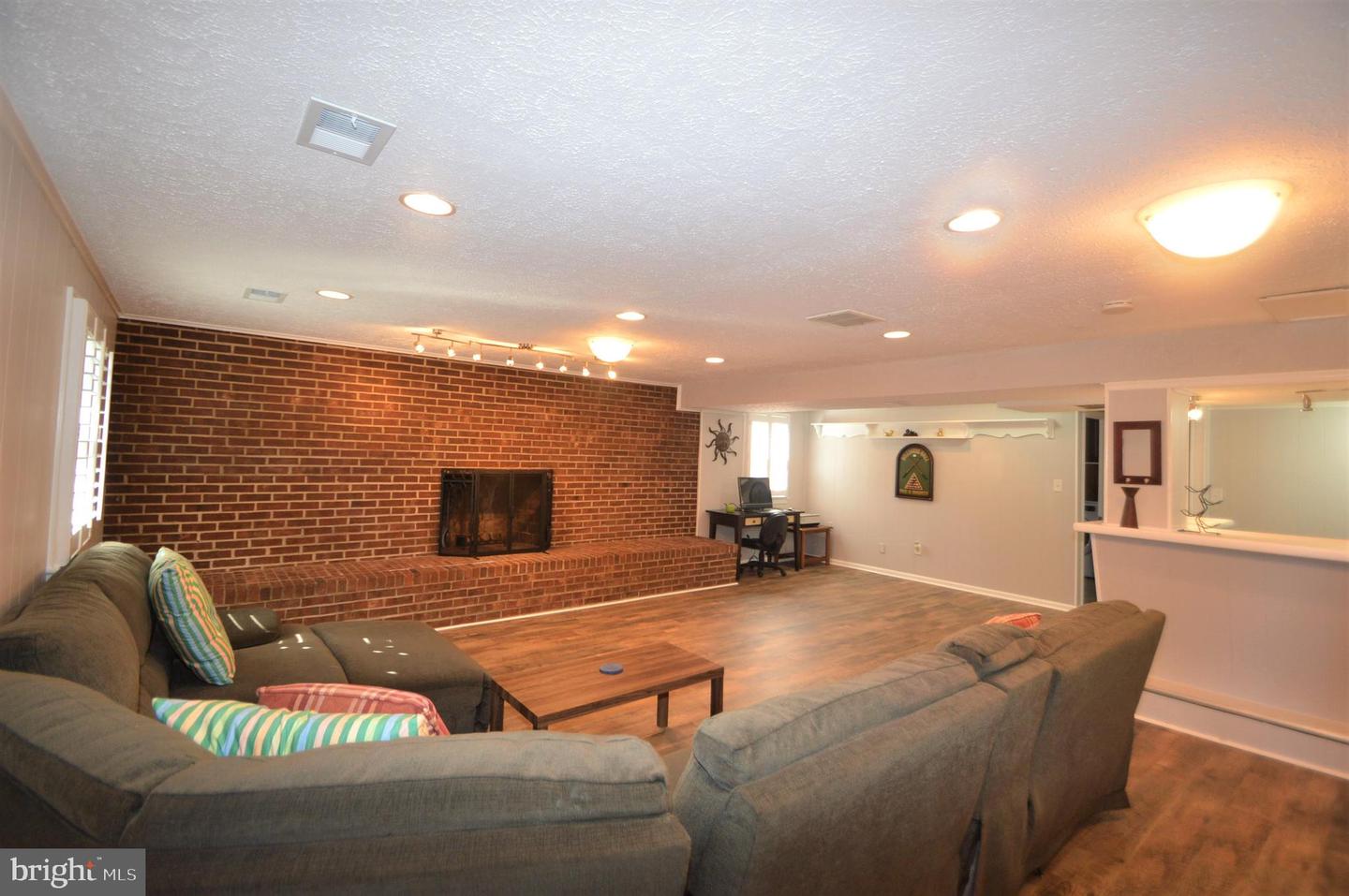 12614 OXON RD, HERNDON, Virginia 20171, 4 Bedrooms Bedrooms, ,3 BathroomsBathrooms,Residential,For sale,12614 OXON RD,VAFX2279522 MLS # VAFX2279522 12614 OXON RD, HERNDON, Virginia 20171, 4 Bedrooms Bedrooms, ,3 BathroomsBathrooms,Residential,For sale,12614 OXON RD,VAFX2279522 MLS # VAFX2279522