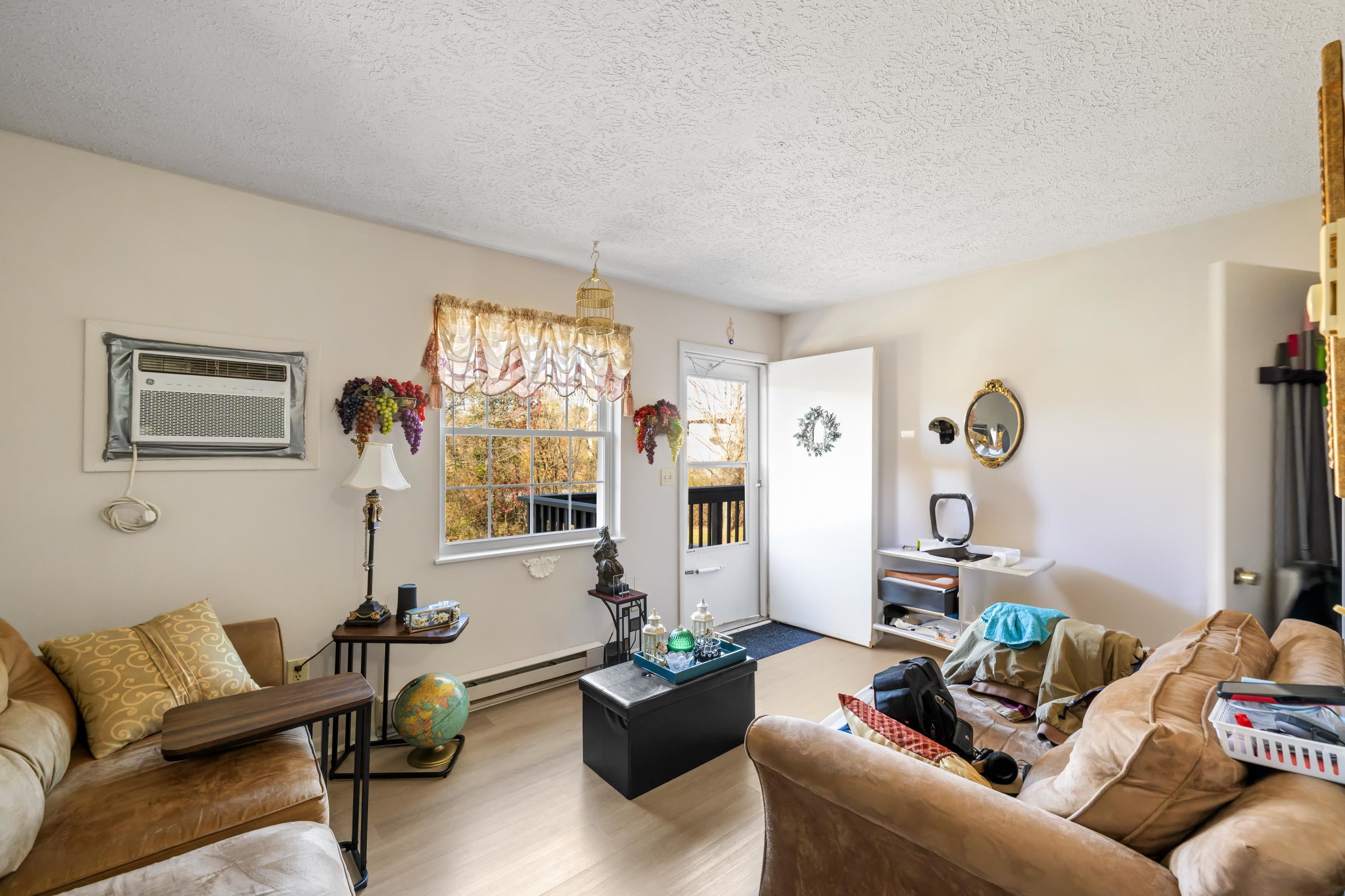 91 DUTCH MILL CT, HARRISONBURG, Virginia 22801, ,Residential,91 DUTCH MILL CT,671213 MLS # 671213