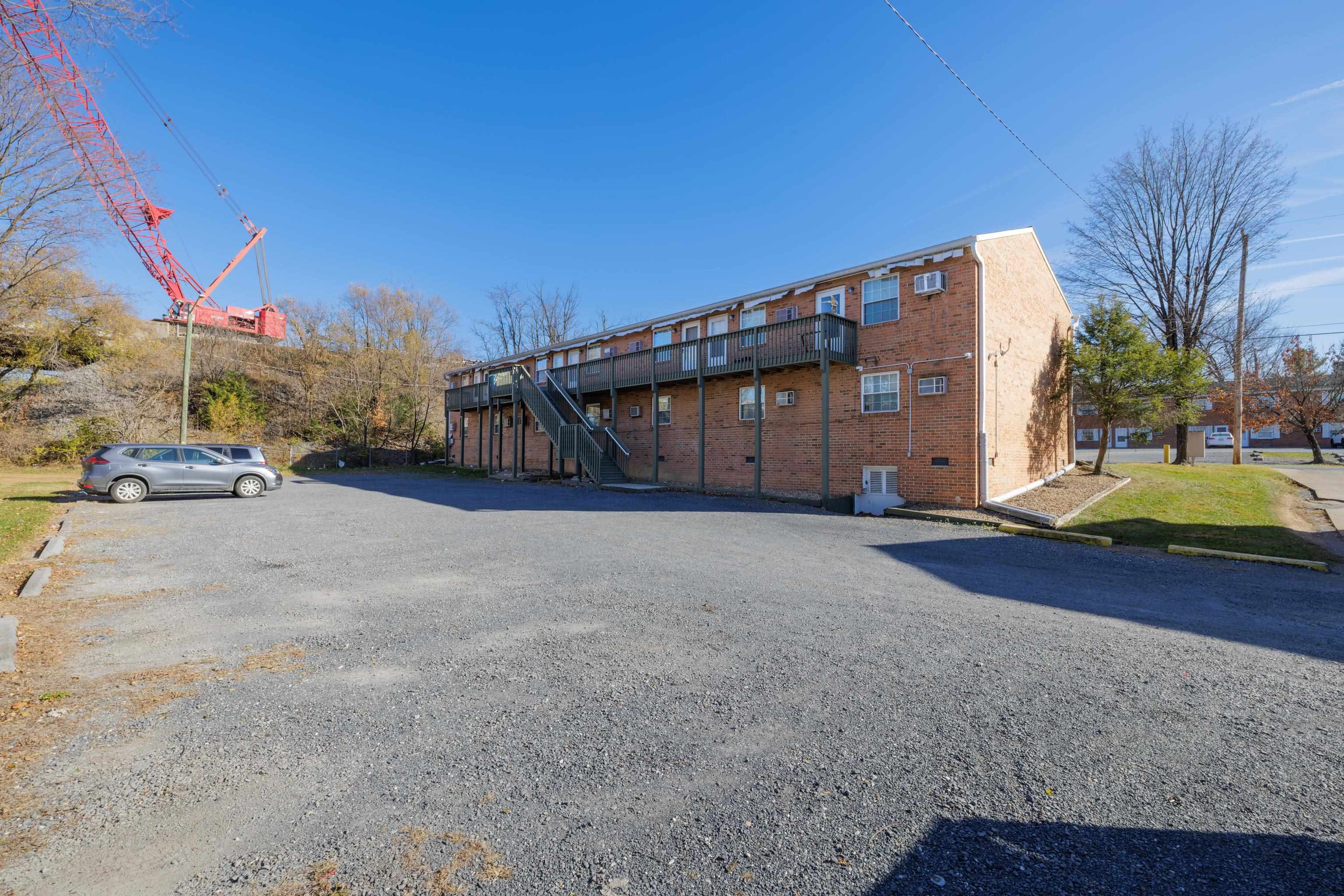 91 DUTCH MILL CT, HARRISONBURG, Virginia 22801, ,Residential,91 DUTCH MILL CT,671213 MLS # 671213