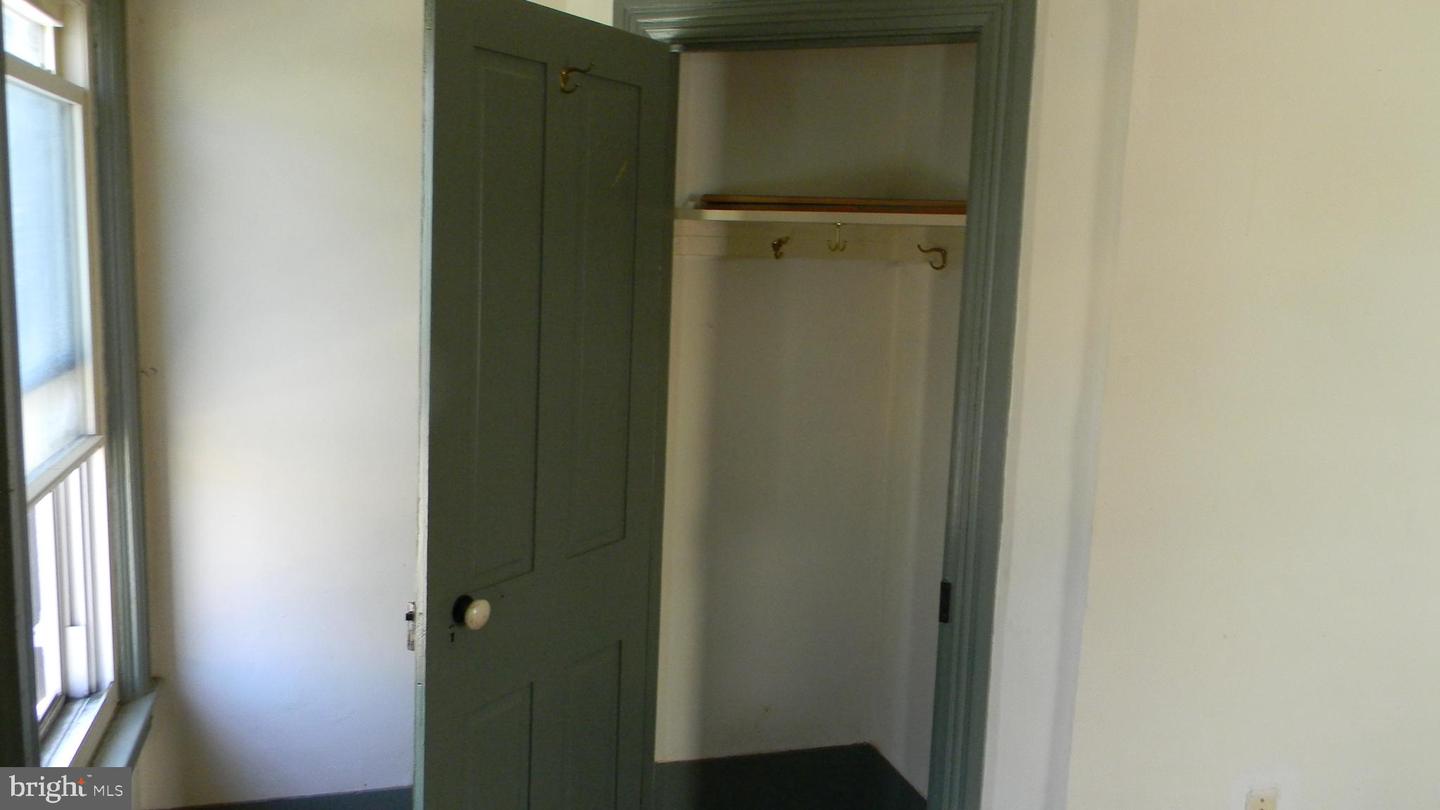 309 N MAIN ST, EDINBURG, Virginia 22824, 3 Bedrooms Bedrooms, ,2 BathroomsBathrooms,Residential,For sale,309 N MAIN ST,VASH2012128 MLS # VASH2012128