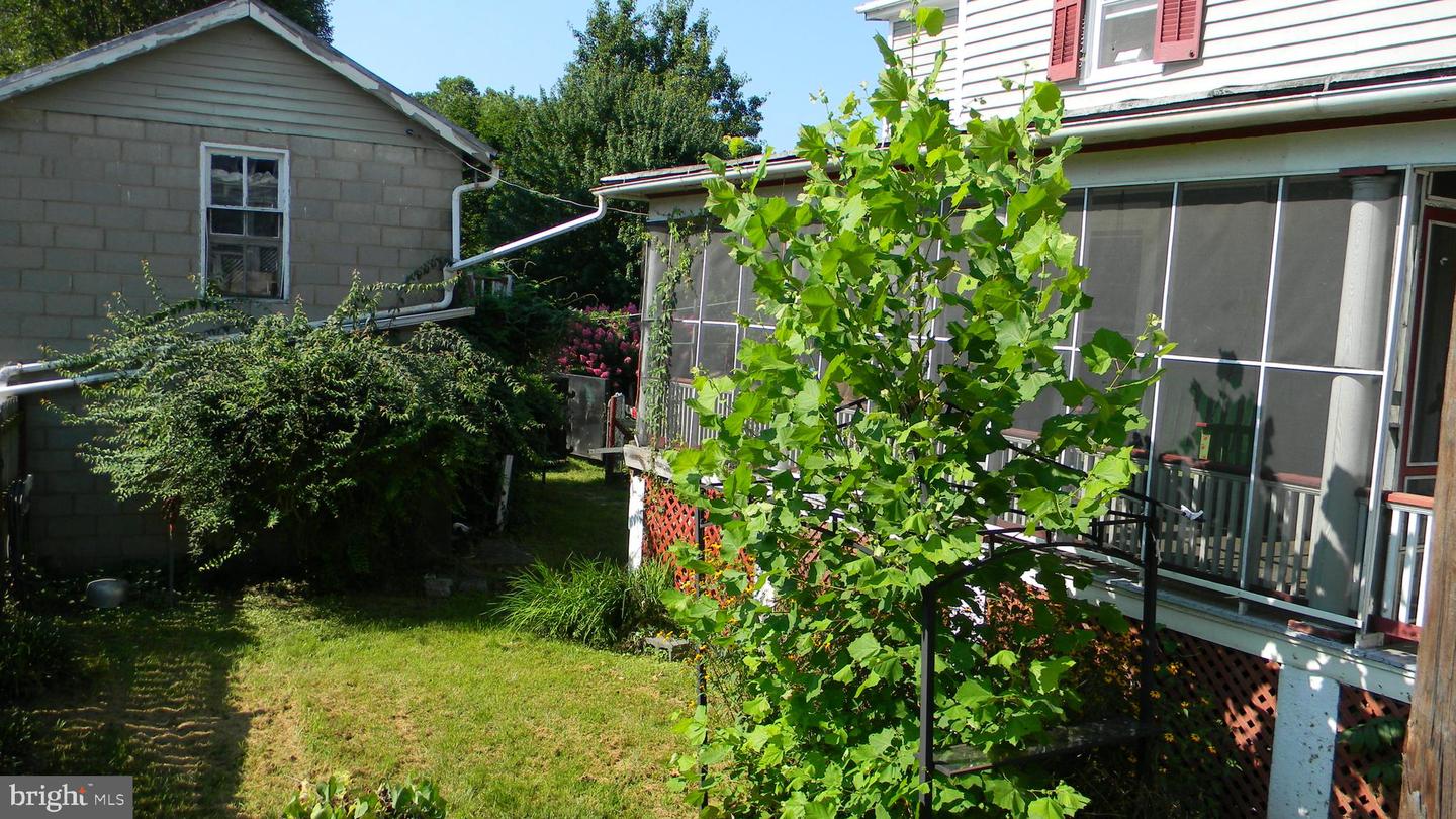 309 N MAIN ST, EDINBURG, Virginia 22824, 3 Bedrooms Bedrooms, ,2 BathroomsBathrooms,Residential,For sale,309 N MAIN ST,VASH2012128 MLS # VASH2012128