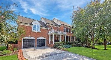 18441 LANIER ISLAND SQ, LEESBURG, Virginia 20176, 3 Bedrooms Bedrooms, ,4 BathroomsBathrooms,Residential,For sale,18441 LANIER ISLAND SQ,VALO2106880 MLS # VALO2106880