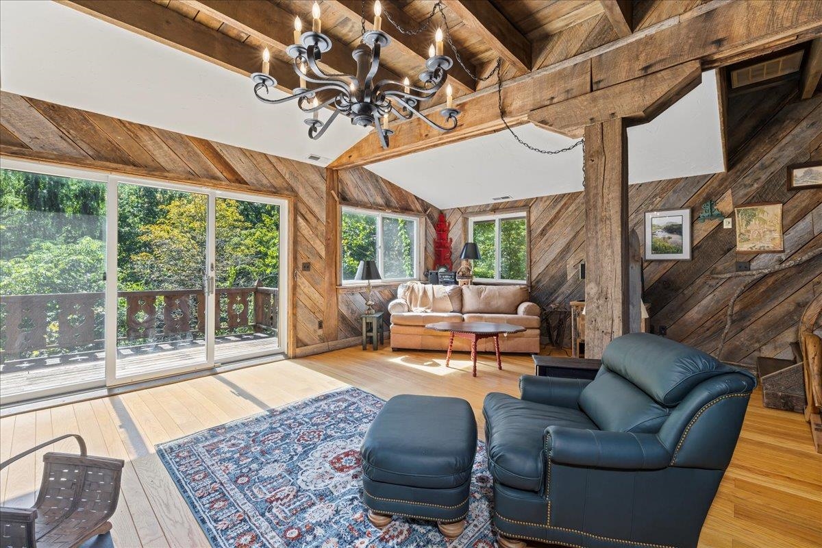 6602 MIDDLEBROOK RD, MIDDLEBROOK, Virginia 24459, 3 Bedrooms Bedrooms, ,2 BathroomsBathrooms,Residential,Moffatt's Creek Mill https://millpictures.com/m,6602 MIDDLEBROOK RD,669141 MLS # 669141