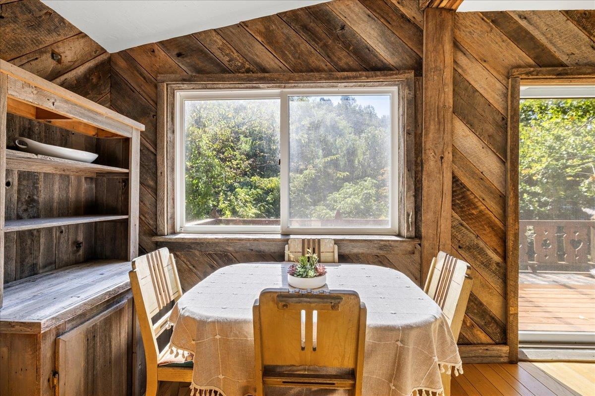 6602 MIDDLEBROOK RD, MIDDLEBROOK, Virginia 24459, 3 Bedrooms Bedrooms, ,2 BathroomsBathrooms,Residential,Moffatt's Creek Mill https://millpictures.com/m,6602 MIDDLEBROOK RD,669141 MLS # 669141