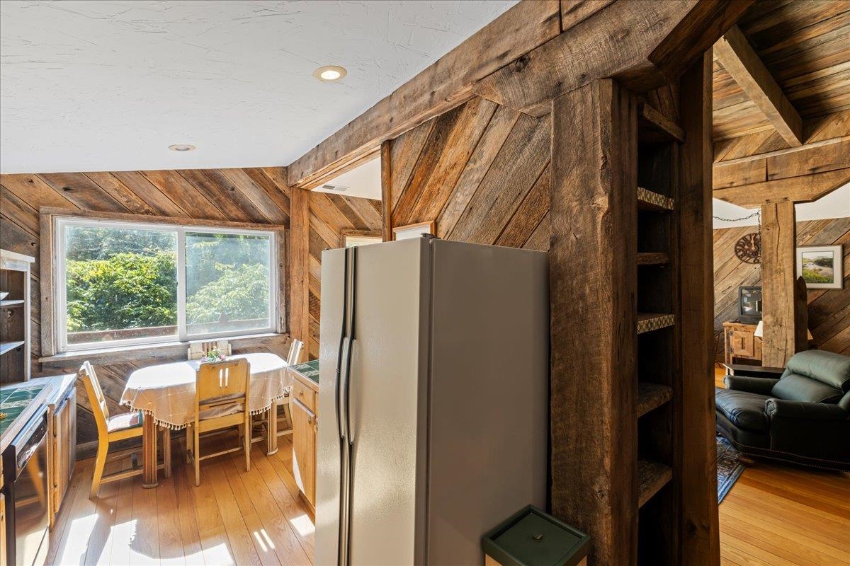 6602 MIDDLEBROOK RD, MIDDLEBROOK, Virginia 24459, 3 Bedrooms Bedrooms, ,2 BathroomsBathrooms,Residential,Moffatt's Creek Mill https://millpictures.com/m,6602 MIDDLEBROOK RD,669141 MLS # 669141