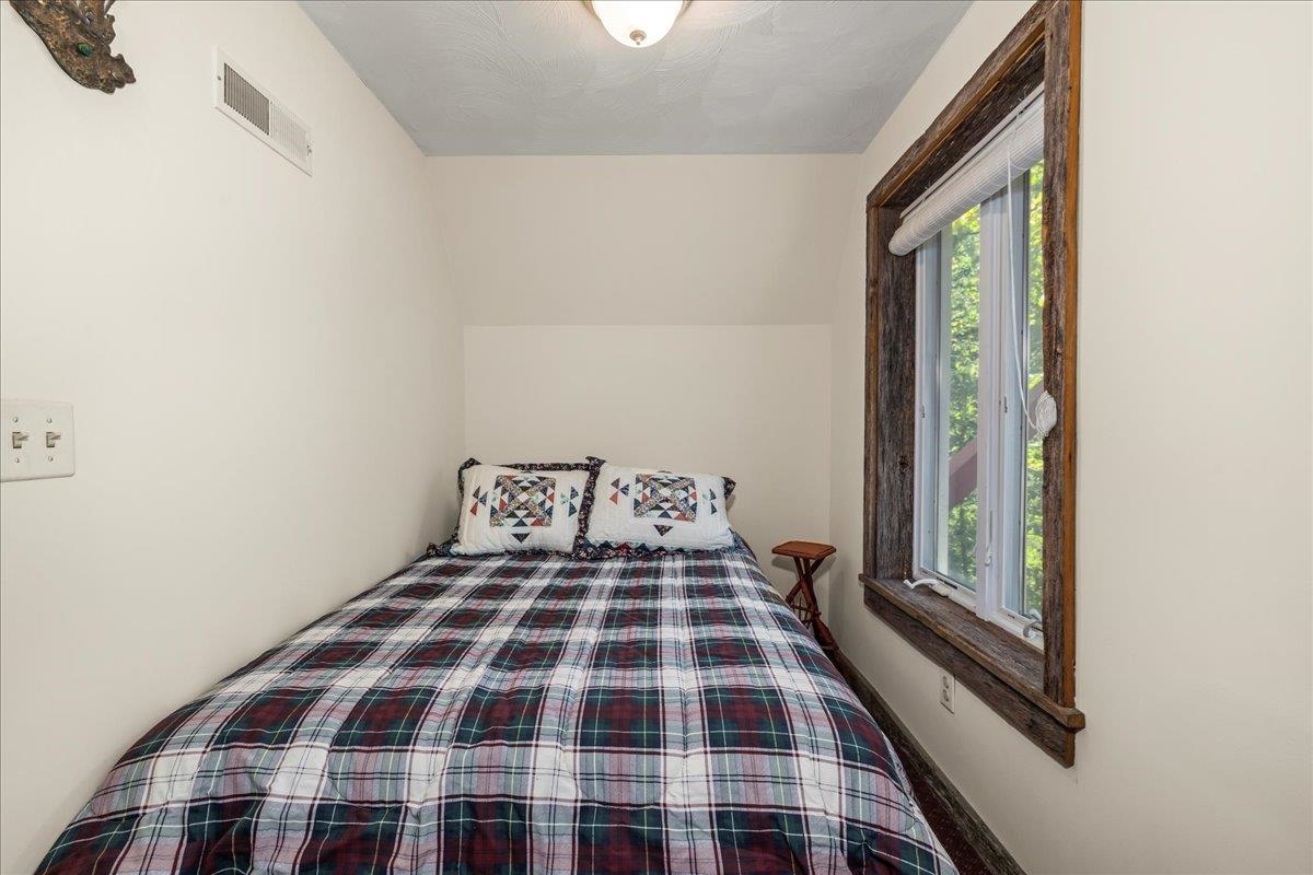 6602 MIDDLEBROOK RD, MIDDLEBROOK, Virginia 24459, 3 Bedrooms Bedrooms, ,2 BathroomsBathrooms,Residential,Moffatt's Creek Mill https://millpictures.com/m,6602 MIDDLEBROOK RD,669141 MLS # 669141