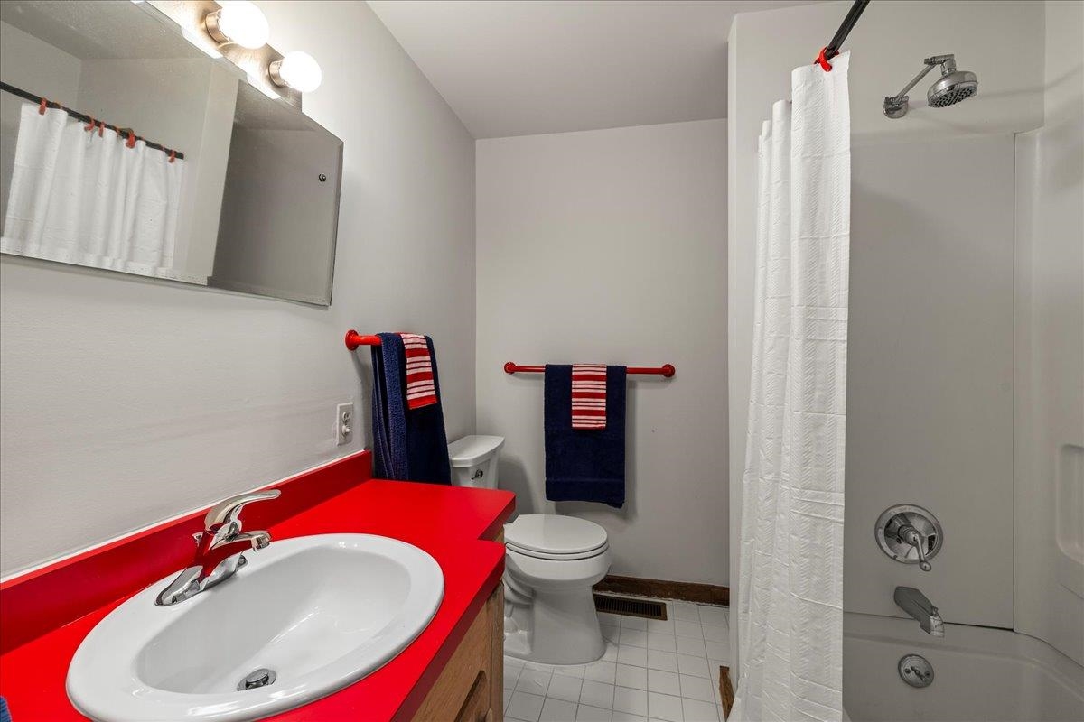 6602 MIDDLEBROOK RD, MIDDLEBROOK, Virginia 24459, 3 Bedrooms Bedrooms, ,2 BathroomsBathrooms,Residential,Moffatt's Creek Mill https://millpictures.com/m,6602 MIDDLEBROOK RD,669141 MLS # 669141