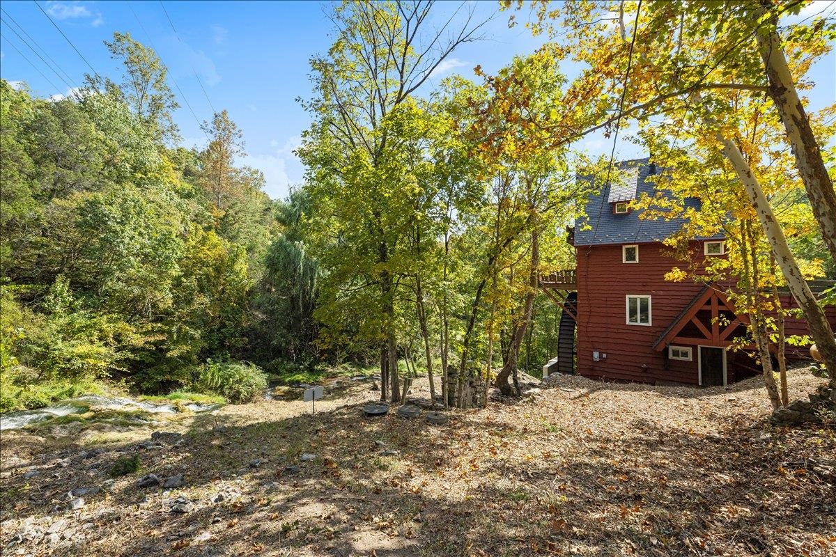 6602 MIDDLEBROOK RD, MIDDLEBROOK, Virginia 24459, 3 Bedrooms Bedrooms, ,2 BathroomsBathrooms,Residential,Moffatt's Creek Mill https://millpictures.com/m,6602 MIDDLEBROOK RD,669141 MLS # 669141