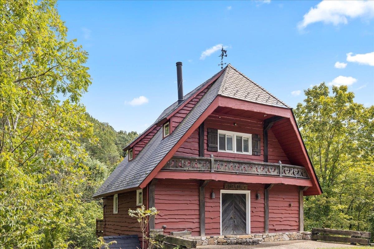 6602 MIDDLEBROOK RD, MIDDLEBROOK, Virginia 24459, 3 Bedrooms Bedrooms, ,2 BathroomsBathrooms,Residential,Moffatt's Creek Mill https://millpictures.com/m,6602 MIDDLEBROOK RD,669141 MLS # 669141