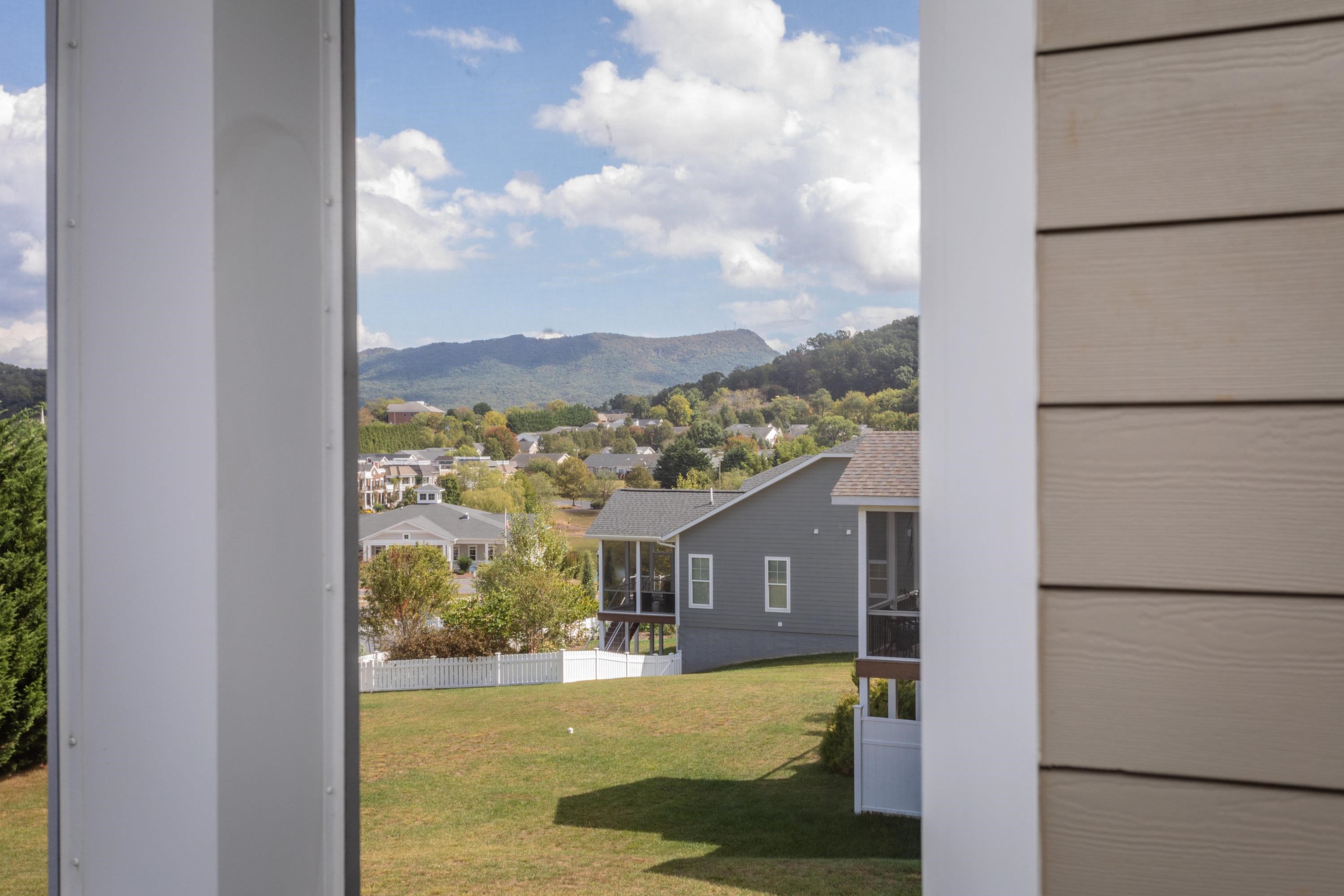 This home features beautiful views of the nearby mountains!