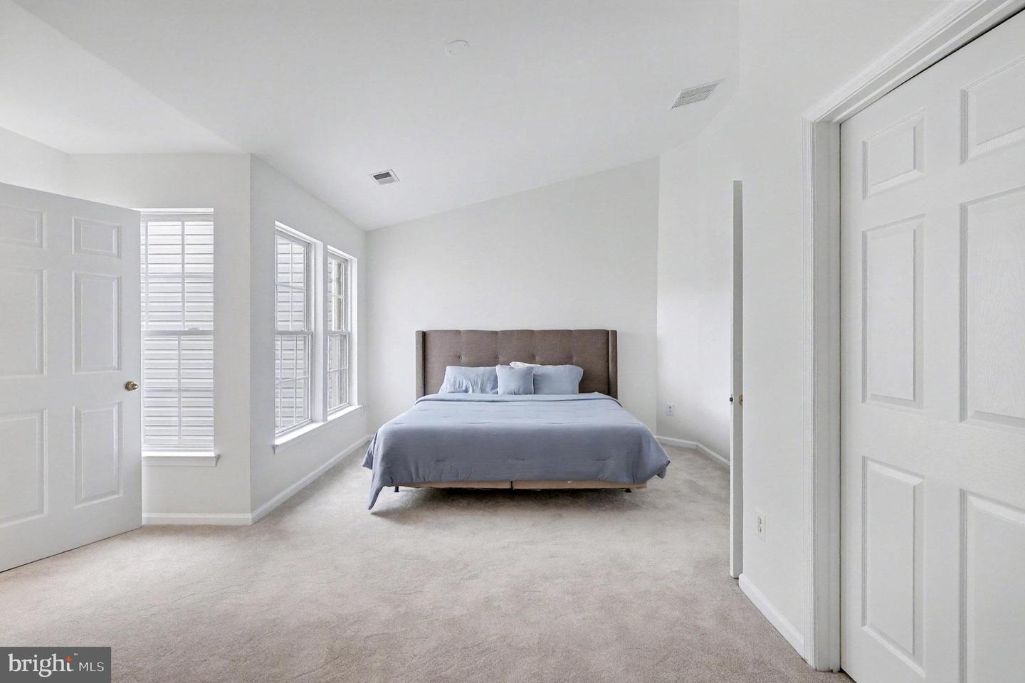 8298 JAKE PL, ALEXANDRIA, Virginia 22309, 3 Bedrooms Bedrooms, ,2 BathroomsBathrooms,Residential,For sale,8298 JAKE PL,VAFX2269394 MLS # VAFX2269394