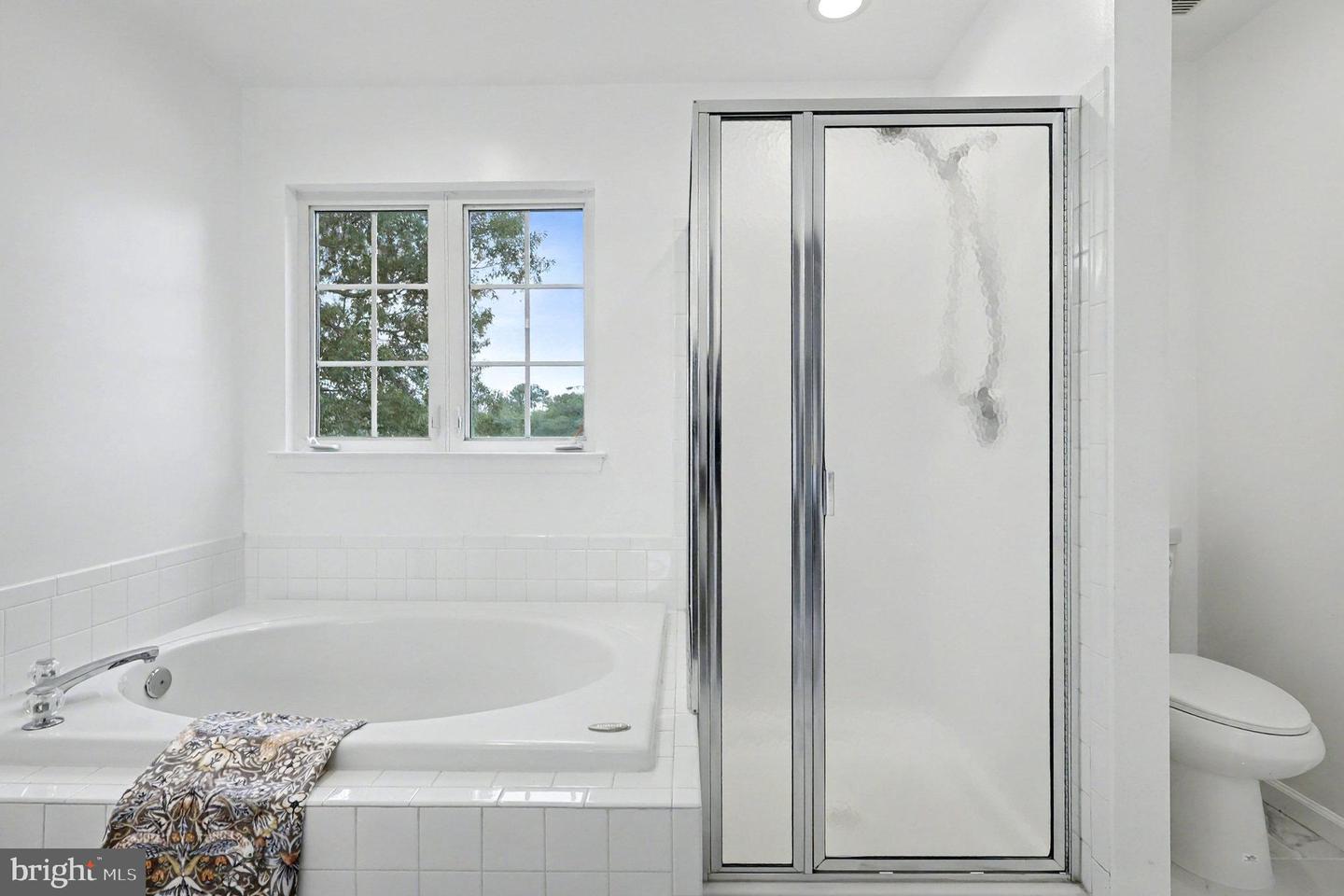 8298 JAKE PL, ALEXANDRIA, Virginia 22309, 3 Bedrooms Bedrooms, ,2 BathroomsBathrooms,Residential,For sale,8298 JAKE PL,VAFX2269394 MLS # VAFX2269394