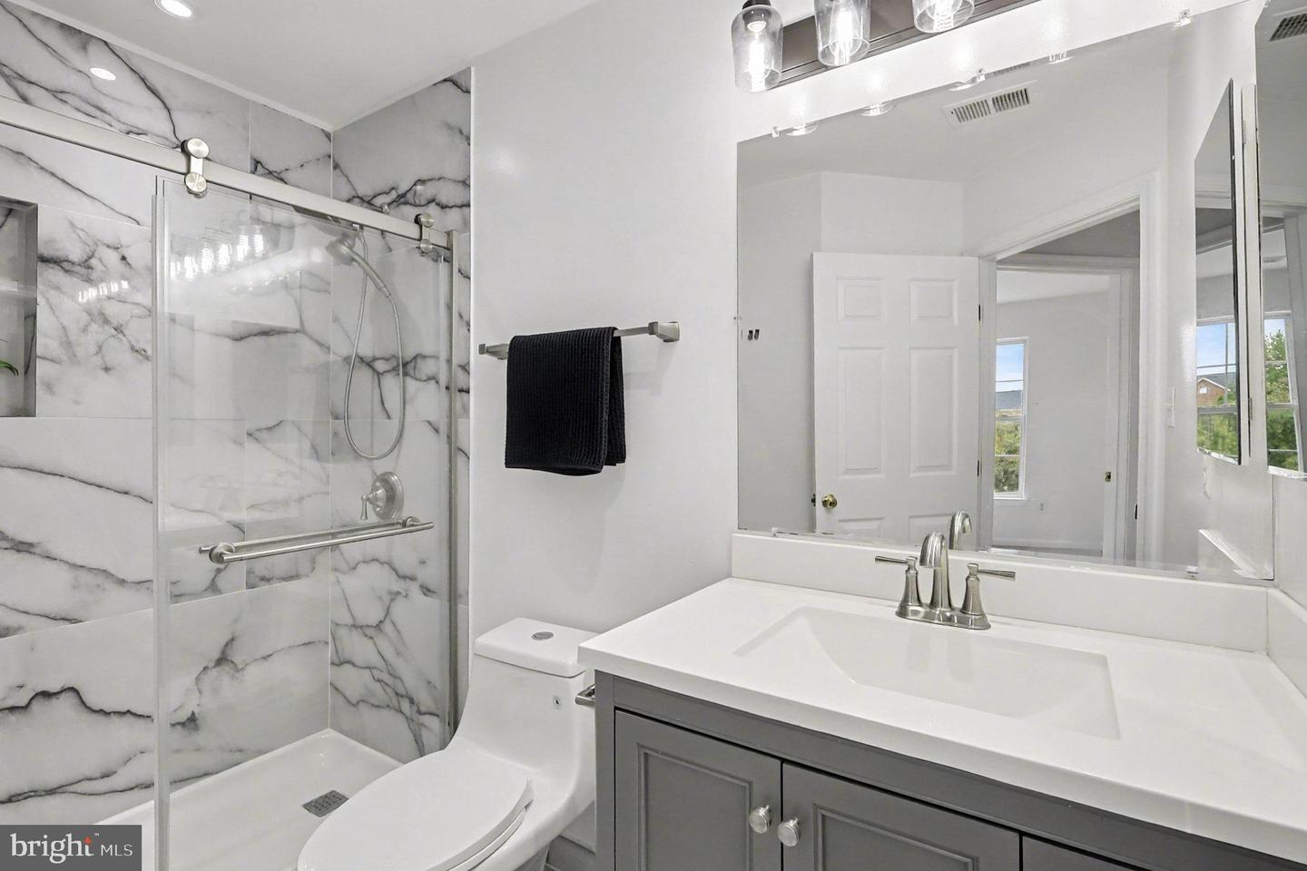 8298 JAKE PL, ALEXANDRIA, Virginia 22309, 3 Bedrooms Bedrooms, ,2 BathroomsBathrooms,Residential,For sale,8298 JAKE PL,VAFX2269394 MLS # VAFX2269394