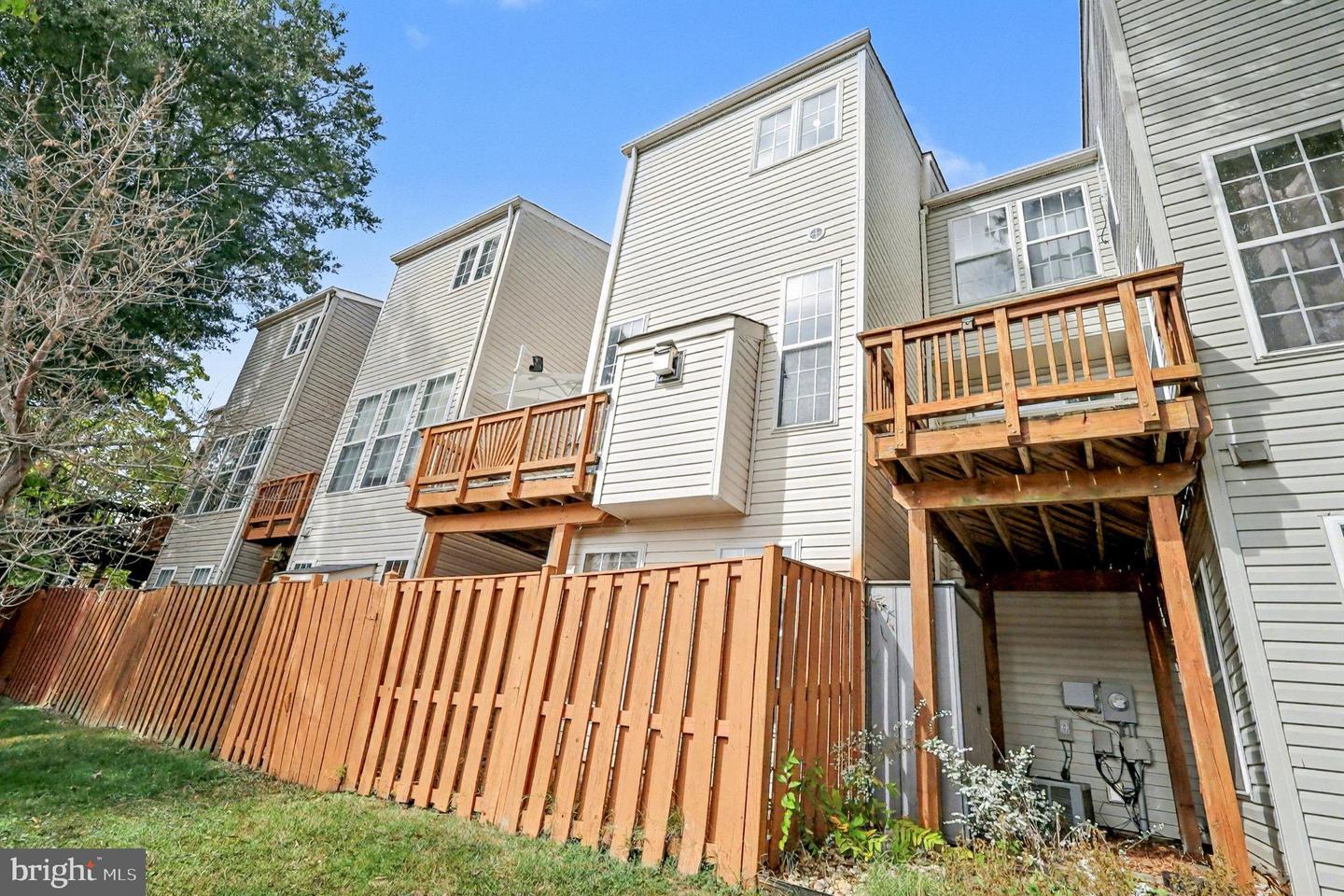 8298 JAKE PL, ALEXANDRIA, Virginia 22309, 3 Bedrooms Bedrooms, ,2 BathroomsBathrooms,Residential,For sale,8298 JAKE PL,VAFX2269394 MLS # VAFX2269394