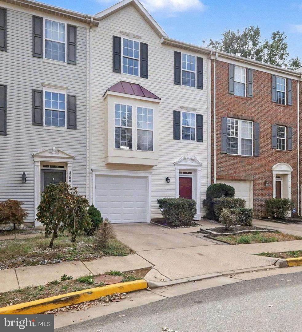 8298 JAKE PL, ALEXANDRIA, Virginia 22309, 3 Bedrooms Bedrooms, ,2 BathroomsBathrooms,Residential,For sale,8298 JAKE PL,VAFX2269394 MLS # VAFX2269394