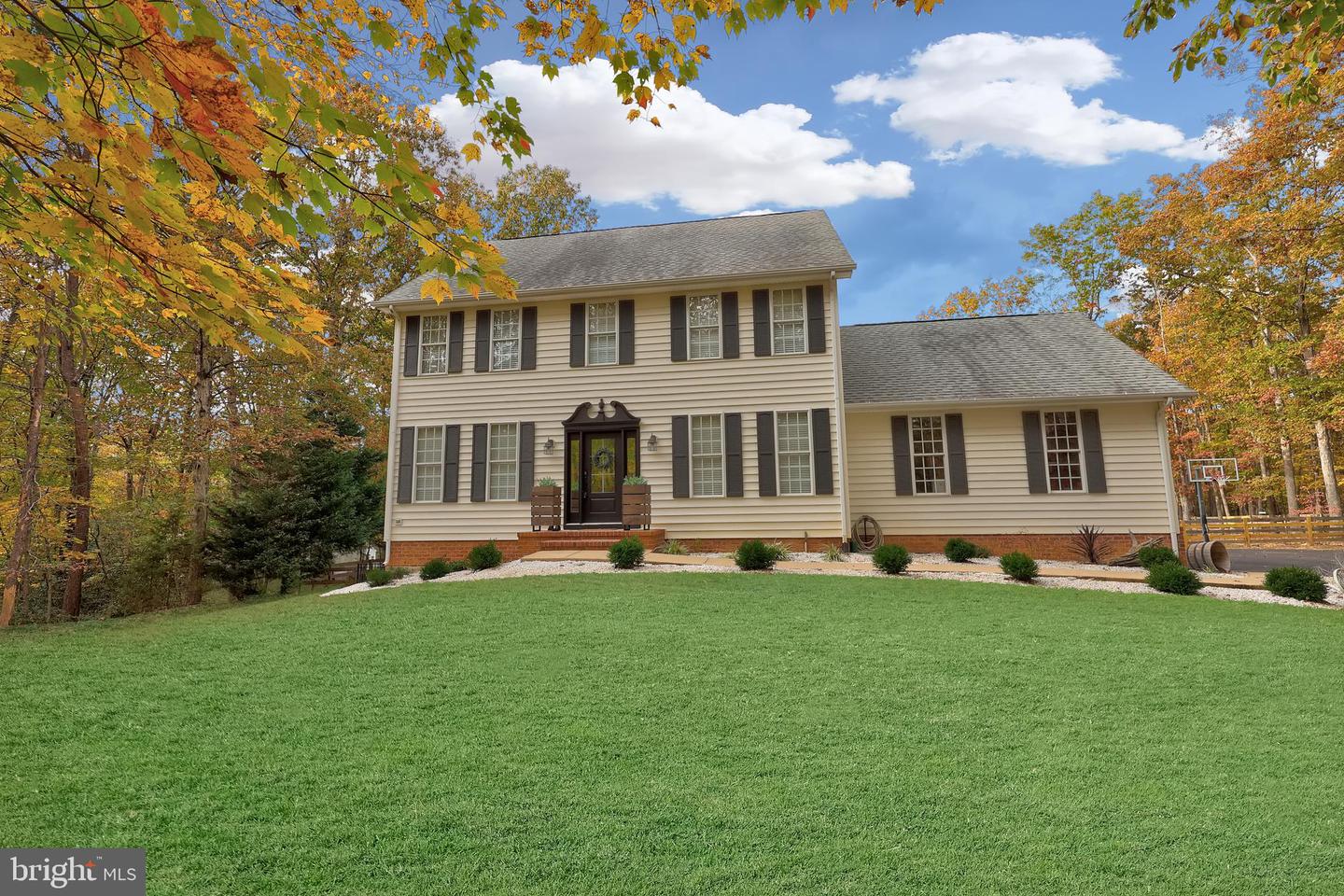 13612 PERIMETER DR, FREDERICKSBURG, Virginia 22407, 3 Bedrooms Bedrooms, ,3 BathroomsBathrooms,Residential,For sale,13612 PERIMETER DR,VASP2037132 MLS # VASP2037132 13612 PERIMETER DR, FREDERICKSBURG, Virginia 22407, 3 Bedrooms Bedrooms, ,3 BathroomsBathrooms,Residential,For sale,13612 PERIMETER DR,VASP2037132 MLS # VASP2037132