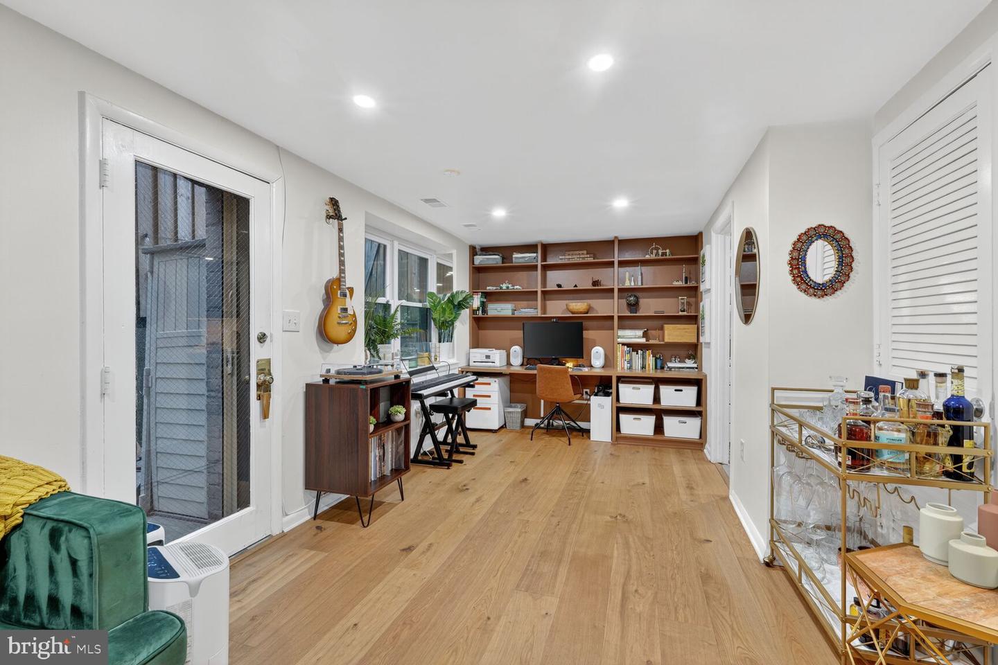 2012 O ST NW #12, WASHINGTON, District Of Columbia 20036, 1 Bedroom Bedrooms, ,1 BathroomBathrooms,Residential,For sale,2012 O ST NW #12,DCDC2228668 MLS # DCDC2228668