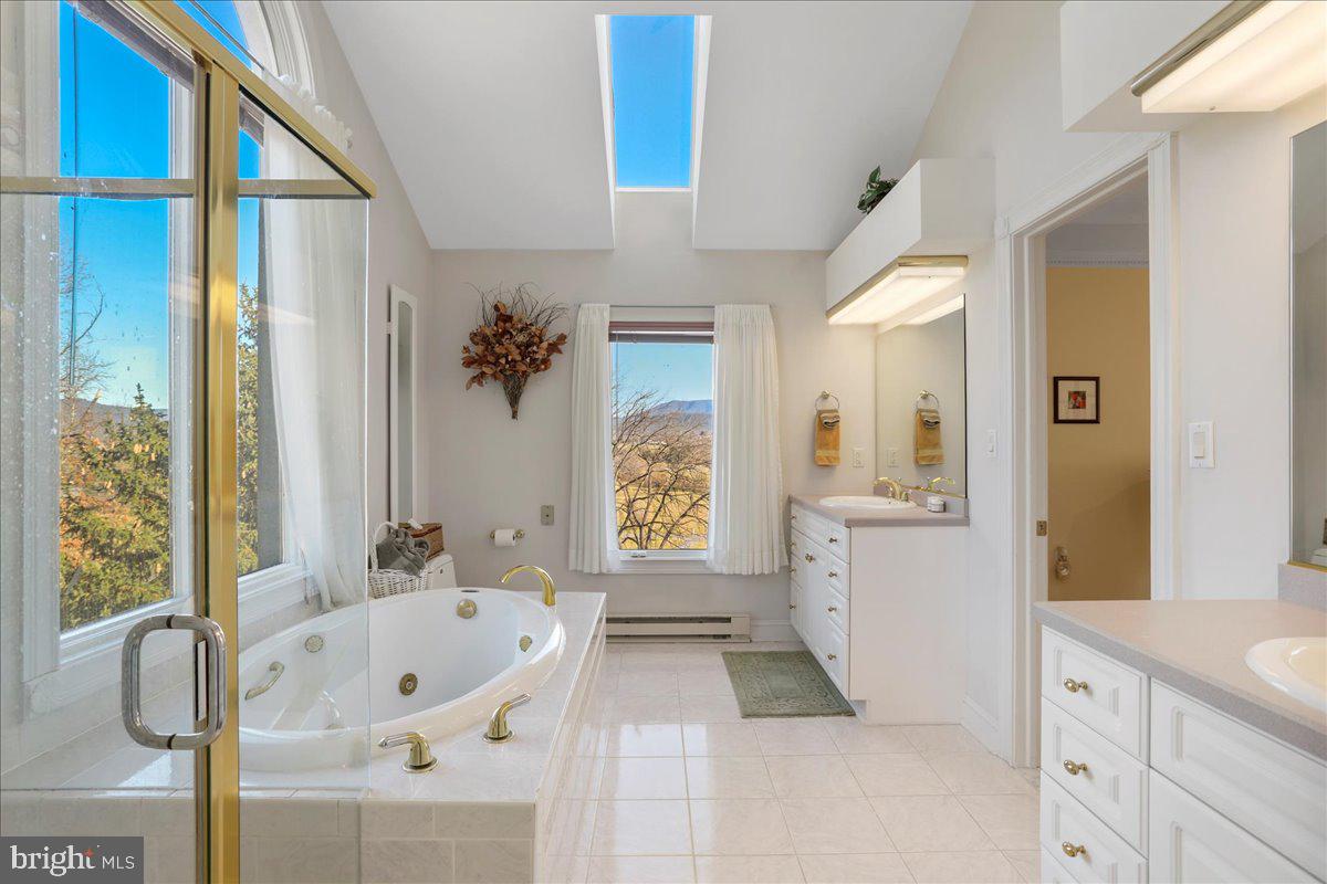 50 COTTAGE DR, LURAY, Virginia 22835, 5 Bedrooms Bedrooms, ,4 BathroomsBathrooms,Residential,For sale,50 COTTAGE DR,VAPA2005562 MLS # VAPA2005562