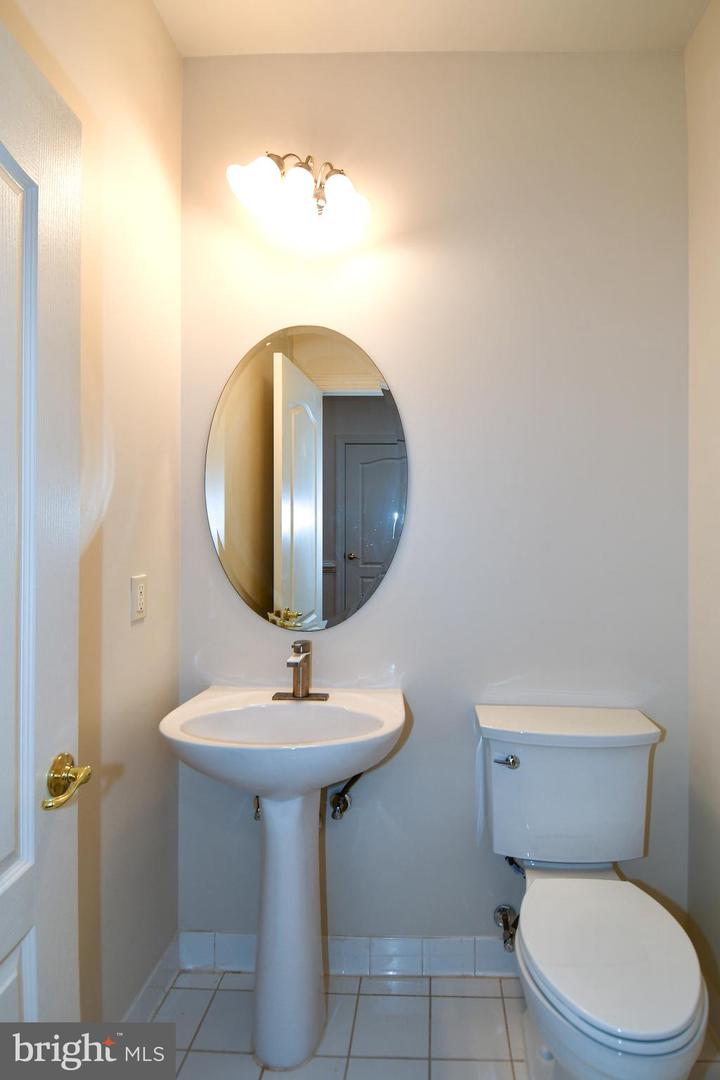 8368 HICKORY HOLLOW CT, MANASSAS, Virginia 20112, 7 Bedrooms Bedrooms, ,5 BathroomsBathrooms,Residential,For sale,8368 HICKORY HOLLOW CT,VAPW2107462 MLS # VAPW2107462