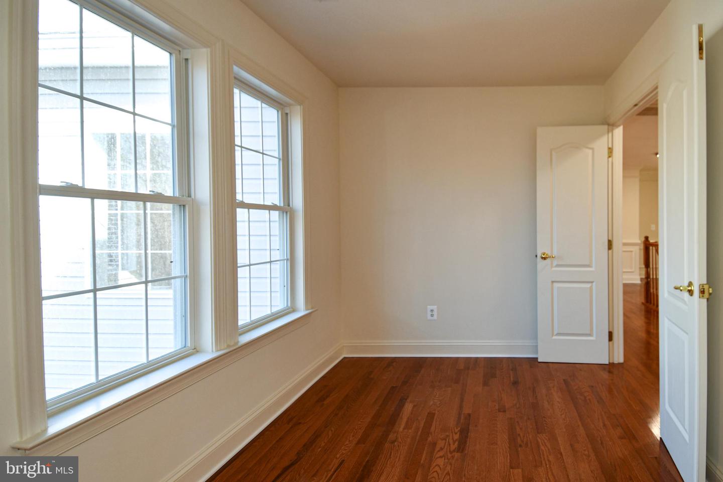 8368 HICKORY HOLLOW CT, MANASSAS, Virginia 20112, 7 Bedrooms Bedrooms, ,5 BathroomsBathrooms,Residential,For sale,8368 HICKORY HOLLOW CT,VAPW2107462 MLS # VAPW2107462