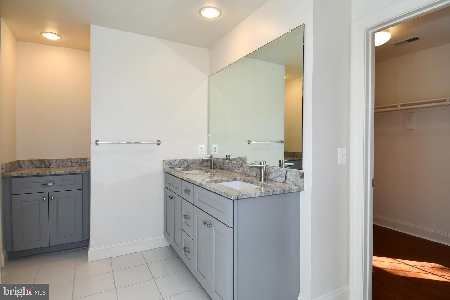 8368 HICKORY HOLLOW CT, MANASSAS, Virginia 20112, 7 Bedrooms Bedrooms, ,5 BathroomsBathrooms,Residential,For sale,8368 HICKORY HOLLOW CT,VAPW2107462 MLS # VAPW2107462