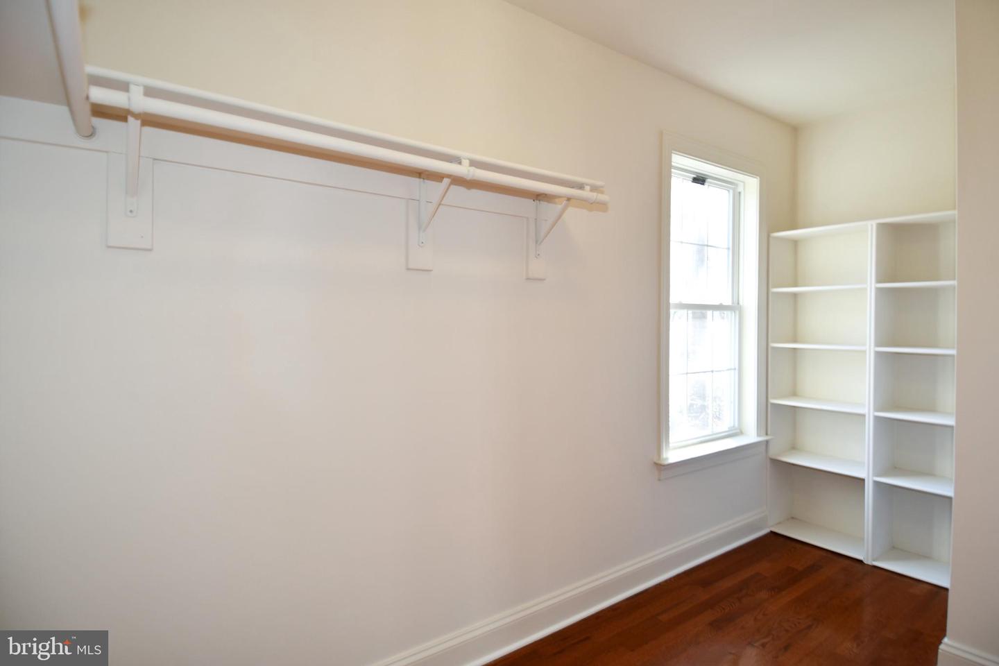 8368 HICKORY HOLLOW CT, MANASSAS, Virginia 20112, 7 Bedrooms Bedrooms, ,5 BathroomsBathrooms,Residential,For sale,8368 HICKORY HOLLOW CT,VAPW2107462 MLS # VAPW2107462