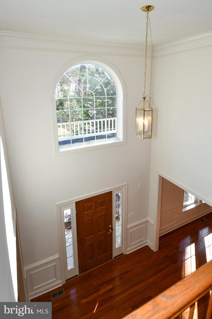 8368 HICKORY HOLLOW CT, MANASSAS, Virginia 20112, 7 Bedrooms Bedrooms, ,5 BathroomsBathrooms,Residential,For sale,8368 HICKORY HOLLOW CT,VAPW2107462 MLS # VAPW2107462