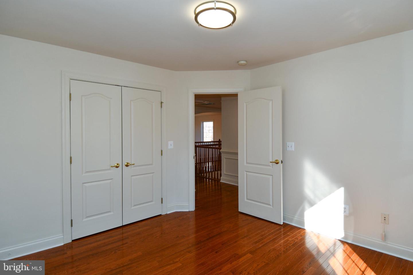 8368 HICKORY HOLLOW CT, MANASSAS, Virginia 20112, 7 Bedrooms Bedrooms, ,5 BathroomsBathrooms,Residential,For sale,8368 HICKORY HOLLOW CT,VAPW2107462 MLS # VAPW2107462