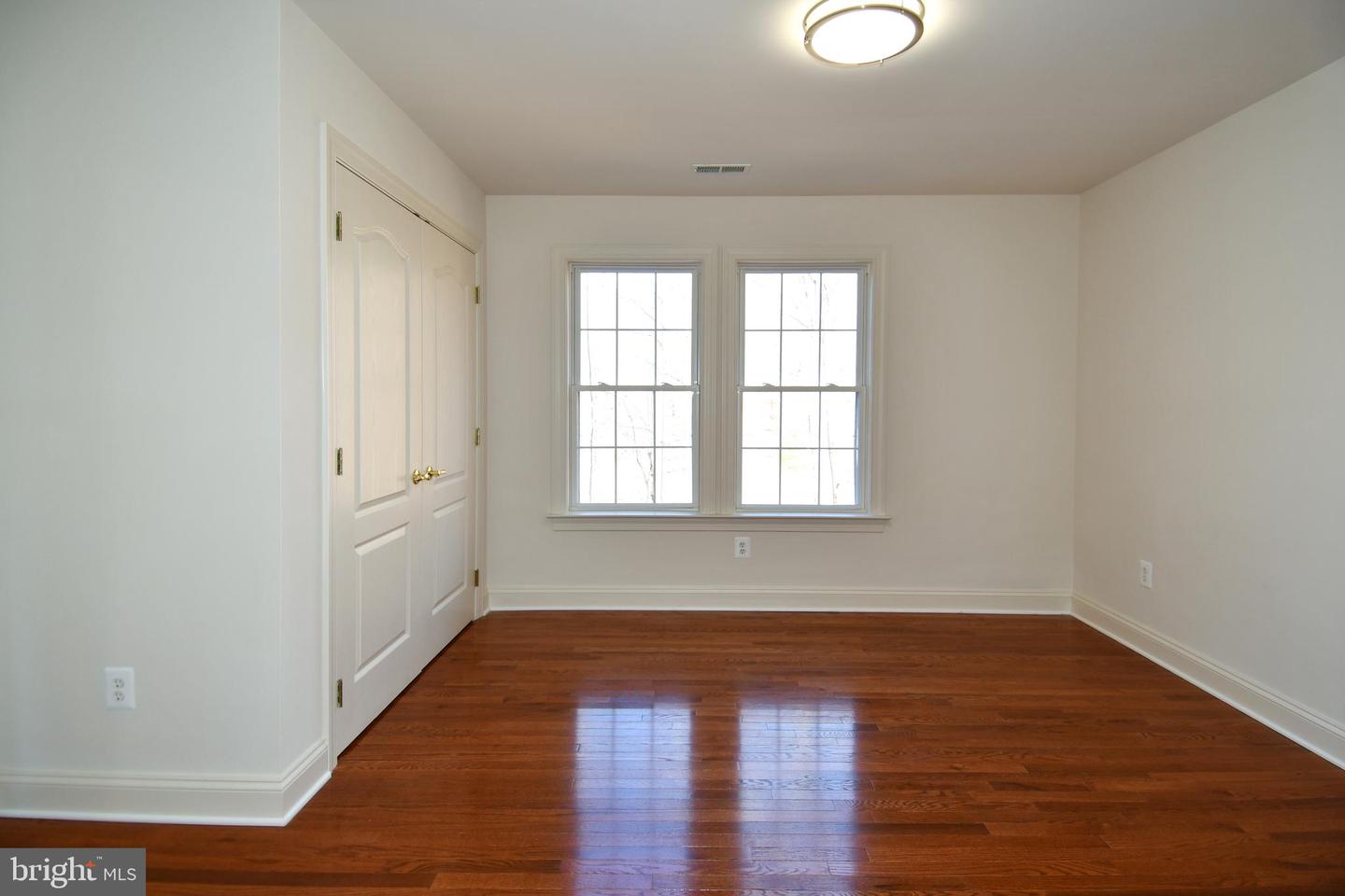 8368 HICKORY HOLLOW CT, MANASSAS, Virginia 20112, 7 Bedrooms Bedrooms, ,5 BathroomsBathrooms,Residential,For sale,8368 HICKORY HOLLOW CT,VAPW2107462 MLS # VAPW2107462