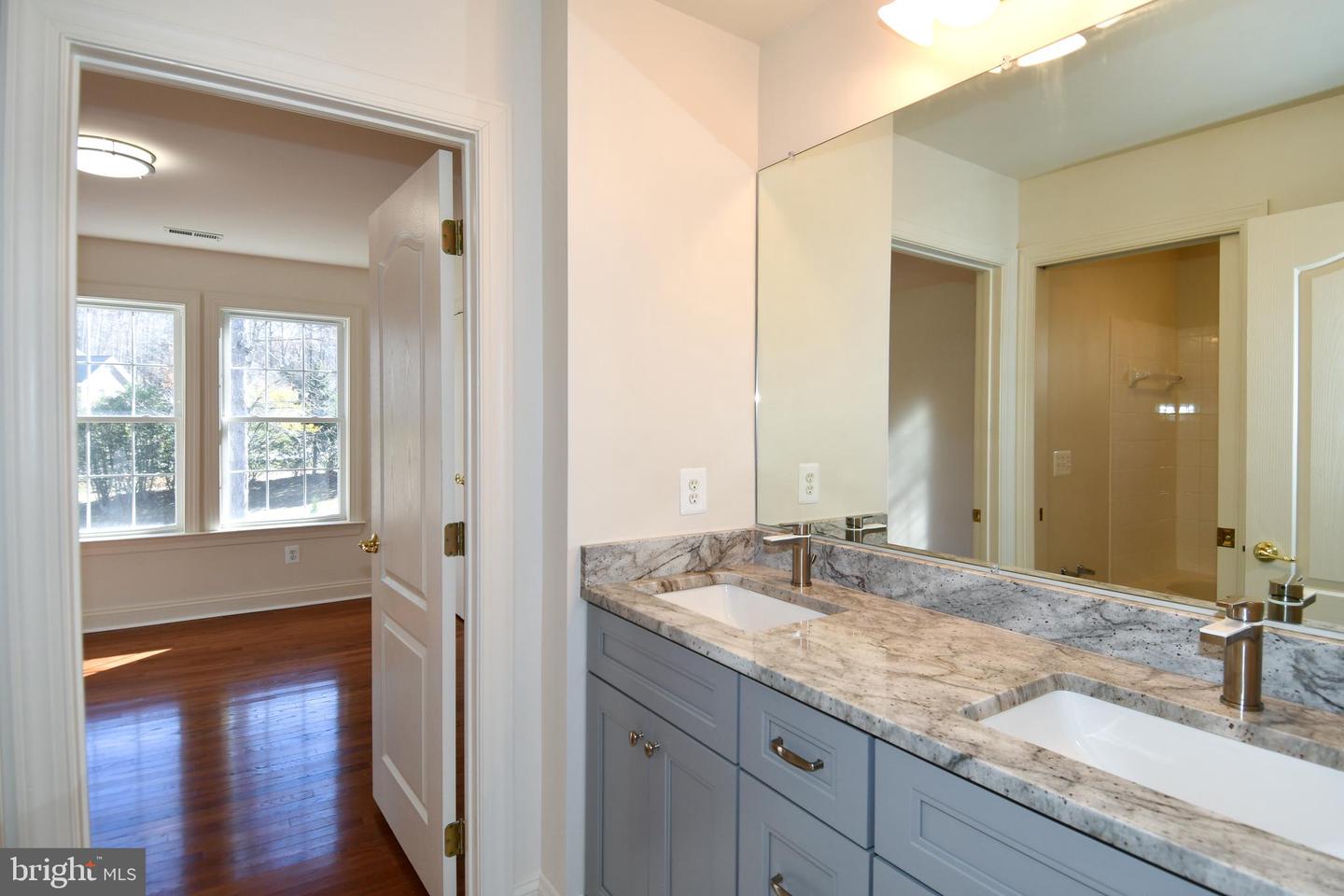 8368 HICKORY HOLLOW CT, MANASSAS, Virginia 20112, 7 Bedrooms Bedrooms, ,5 BathroomsBathrooms,Residential,For sale,8368 HICKORY HOLLOW CT,VAPW2107462 MLS # VAPW2107462