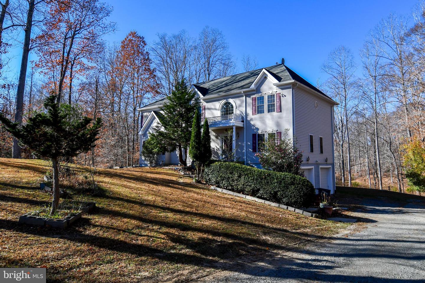 8368 HICKORY HOLLOW CT, MANASSAS, Virginia 20112, 7 Bedrooms Bedrooms, ,5 BathroomsBathrooms,Residential,For sale,8368 HICKORY HOLLOW CT,VAPW2107462 MLS # VAPW2107462