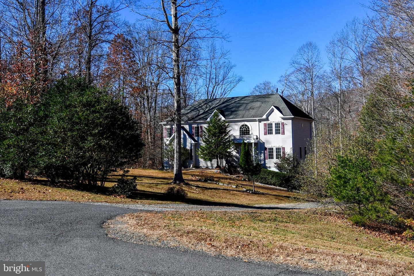 8368 HICKORY HOLLOW CT, MANASSAS, Virginia 20112, 7 Bedrooms Bedrooms, ,5 BathroomsBathrooms,Residential,For sale,8368 HICKORY HOLLOW CT,VAPW2107462 MLS # VAPW2107462