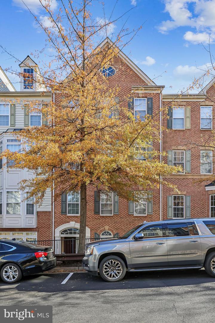2488 EASTBOURNE DR #313, WOODBRIDGE, Virginia 22191, 3 Bedrooms Bedrooms, ,2 BathroomsBathrooms,Residential,For sale,2488 EASTBOURNE DR #313,VAPW2107644 MLS # VAPW2107644 2488 EASTBOURNE DR #313, WOODBRIDGE, Virginia 22191, 3 Bedrooms Bedrooms, ,2 BathroomsBathrooms,Residential,For sale,2488 EASTBOURNE DR #313,VAPW2107644 MLS # VAPW2107644