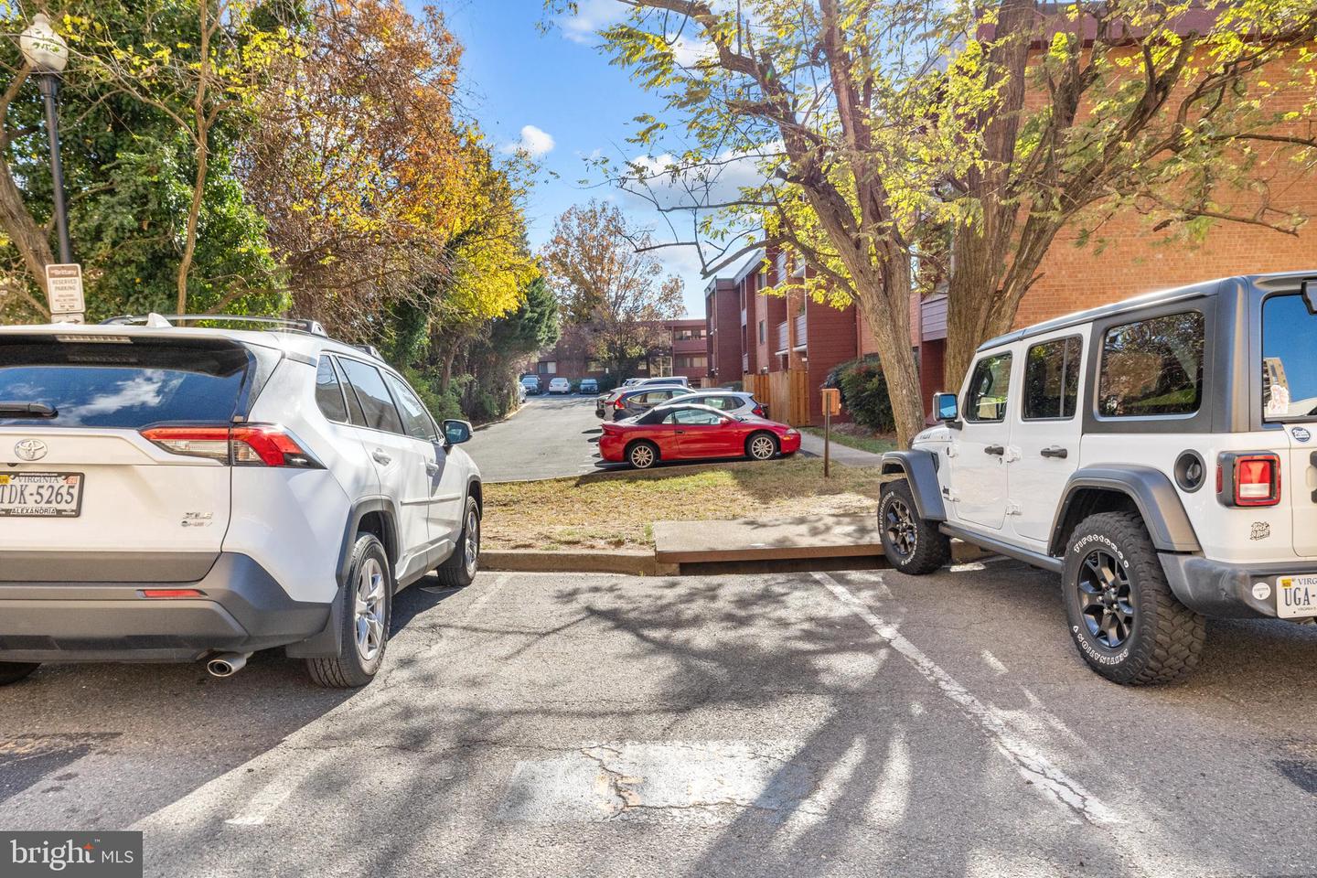 4500 S FOUR MILE RUN DR #222, ARLINGTON, Virginia 22204, 1 Bedroom Bedrooms, ,1 BathroomBathrooms,Residential,For sale,4500 S FOUR MILE RUN DR #222,VAAR2066026 MLS # VAAR2066026 4500 S FOUR MILE RUN DR #222, ARLINGTON, Virginia 22204, 1 Bedroom Bedrooms, ,1 BathroomBathrooms,Residential,For sale,4500 S FOUR MILE RUN DR #222,VAAR2066026 MLS # VAAR2066026