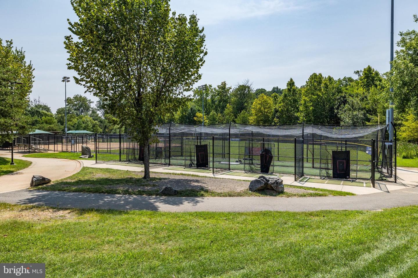 4500 S FOUR MILE RUN DR #222, ARLINGTON, Virginia 22204, 1 Bedroom Bedrooms, ,1 BathroomBathrooms,Residential,For sale,4500 S FOUR MILE RUN DR #222,VAAR2066026 MLS # VAAR2066026 4500 S FOUR MILE RUN DR #222, ARLINGTON, Virginia 22204, 1 Bedroom Bedrooms, ,1 BathroomBathrooms,Residential,For sale,4500 S FOUR MILE RUN DR #222,VAAR2066026 MLS # VAAR2066026