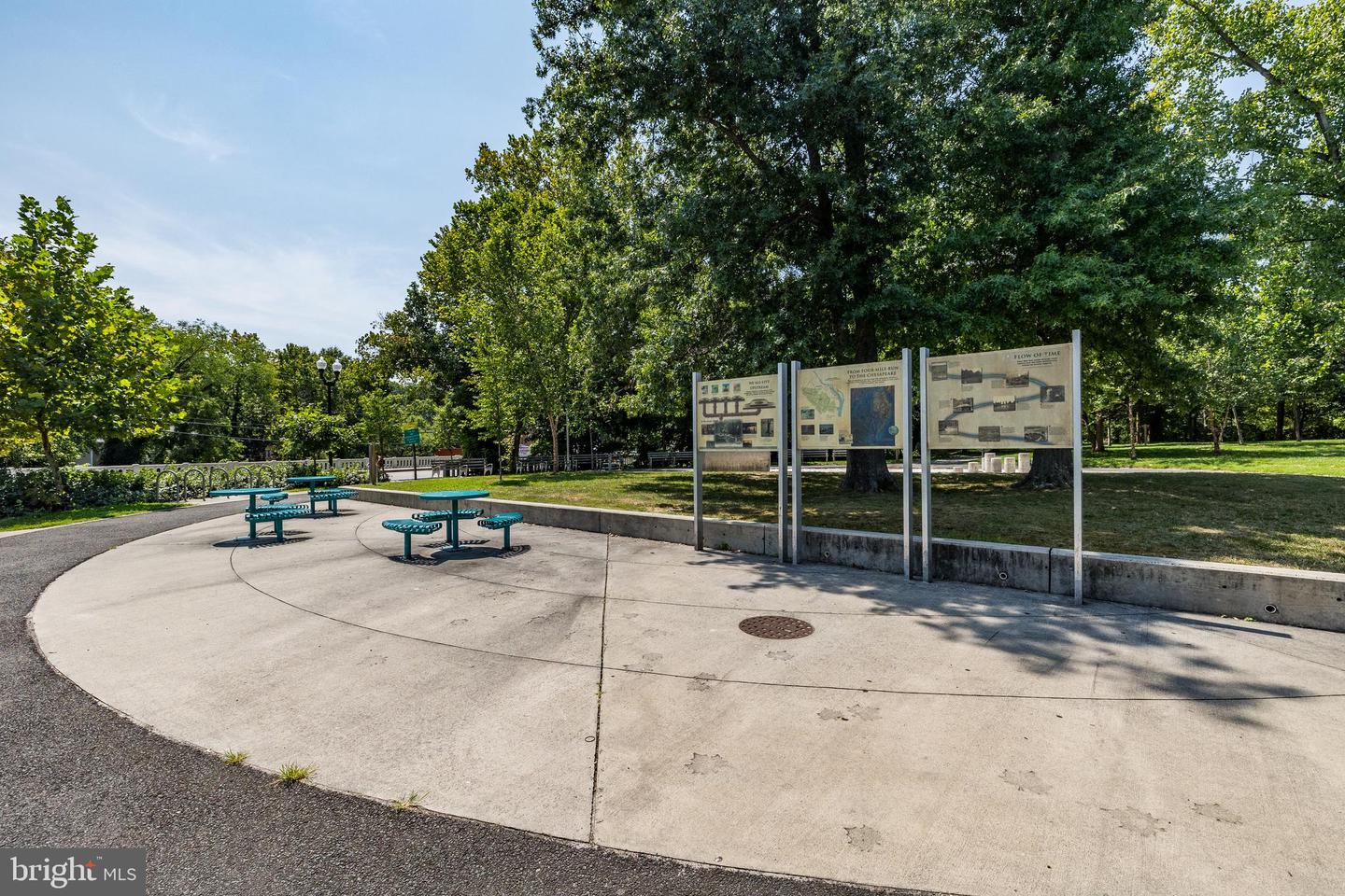 4500 S FOUR MILE RUN DR #222, ARLINGTON, Virginia 22204, 1 Bedroom Bedrooms, ,1 BathroomBathrooms,Residential,For sale,4500 S FOUR MILE RUN DR #222,VAAR2066026 MLS # VAAR2066026 4500 S FOUR MILE RUN DR #222, ARLINGTON, Virginia 22204, 1 Bedroom Bedrooms, ,1 BathroomBathrooms,Residential,For sale,4500 S FOUR MILE RUN DR #222,VAAR2066026 MLS # VAAR2066026