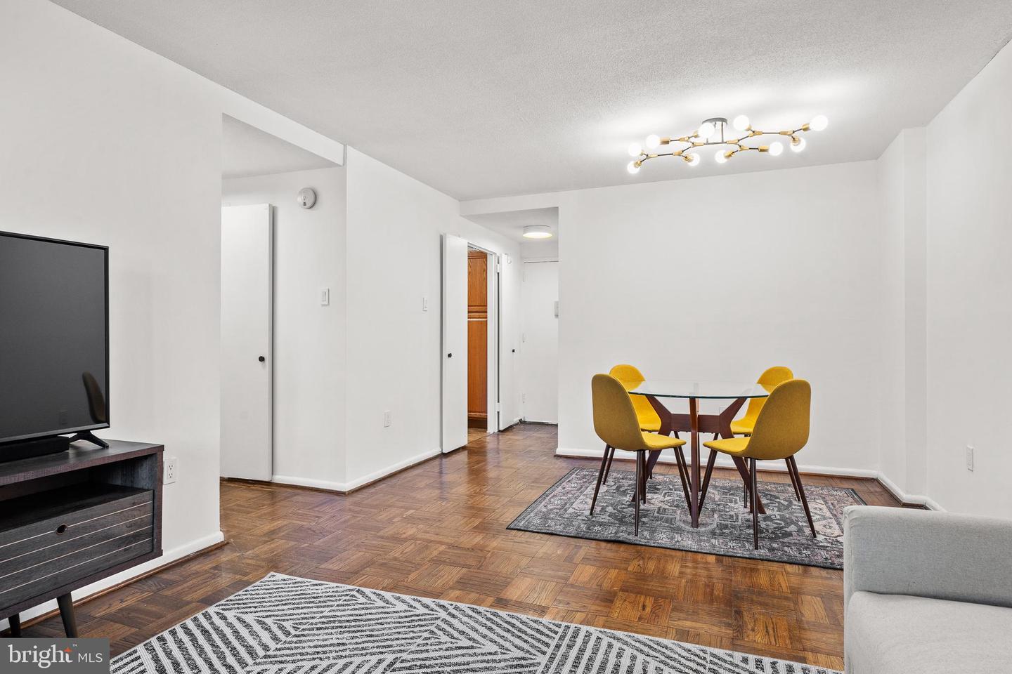 700 7TH ST SW #110, WASHINGTON, District Of Columbia 20024, 2 Bedrooms Bedrooms, ,1 BathroomBathrooms,Residential,For sale,700 7TH ST SW #110,DCDC2231756 MLS # DCDC2231756