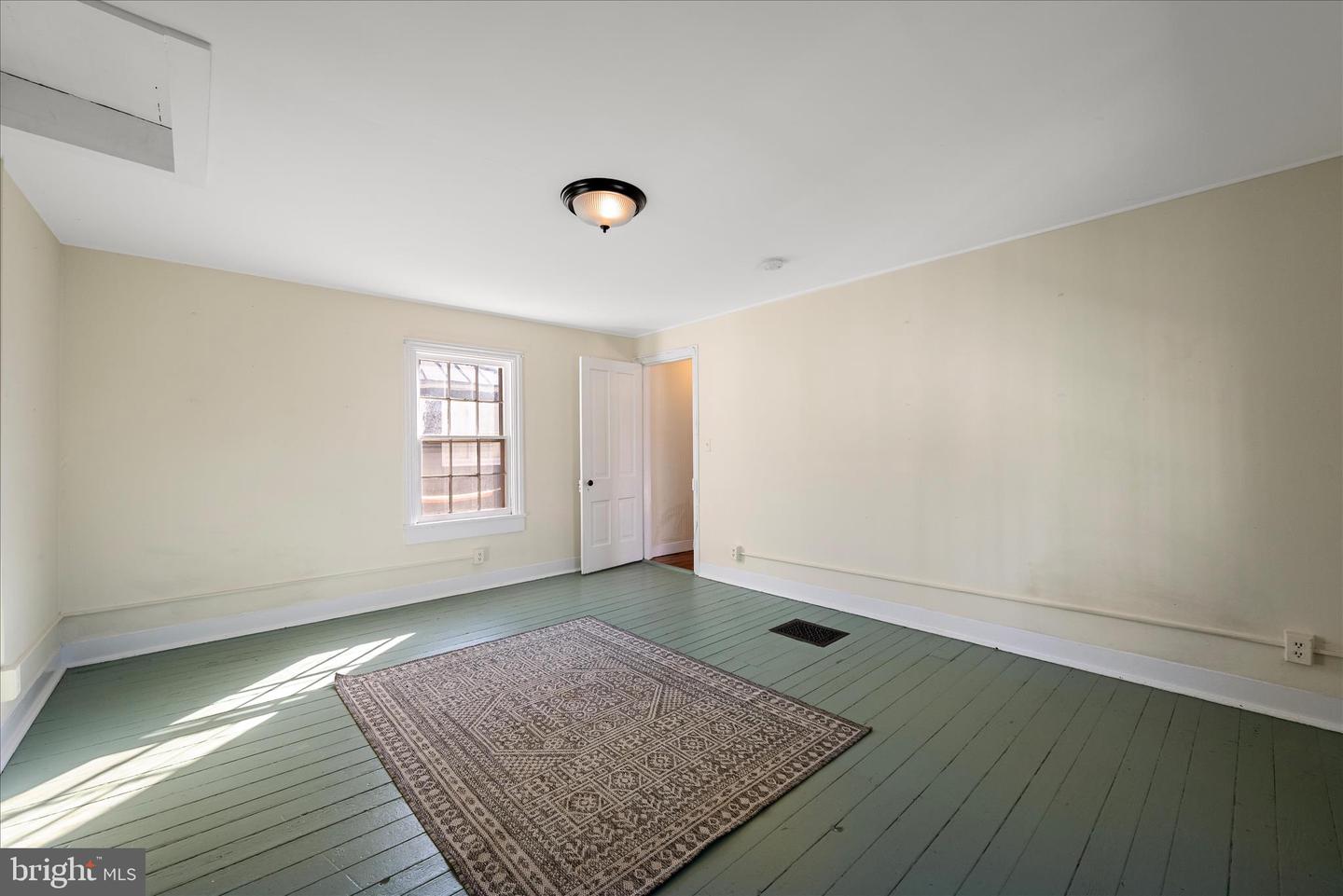 306 E MAIN ST, BERRYVILLE, Virginia 22611, 3 Bedrooms Bedrooms, ,2 BathroomsBathrooms,Residential,For sale,306 E MAIN ST,VACL2006230 MLS # VACL2006230 306 E MAIN ST, BERRYVILLE, Virginia 22611, 3 Bedrooms Bedrooms, ,2 BathroomsBathrooms,Residential,For sale,306 E MAIN ST,VACL2006230 MLS # VACL2006230