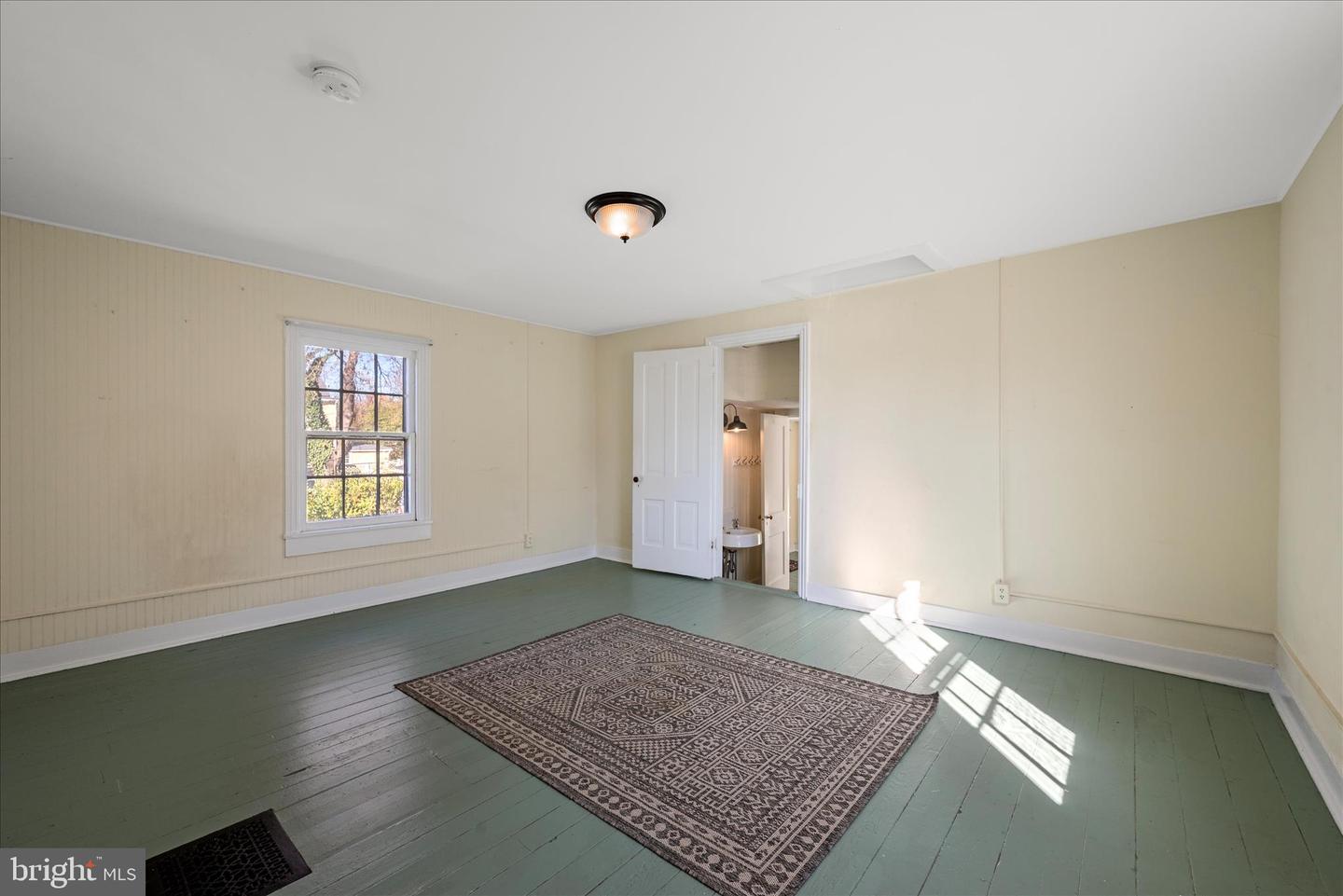 306 E MAIN ST, BERRYVILLE, Virginia 22611, 3 Bedrooms Bedrooms, ,2 BathroomsBathrooms,Residential,For sale,306 E MAIN ST,VACL2006230 MLS # VACL2006230 306 E MAIN ST, BERRYVILLE, Virginia 22611, 3 Bedrooms Bedrooms, ,2 BathroomsBathrooms,Residential,For sale,306 E MAIN ST,VACL2006230 MLS # VACL2006230