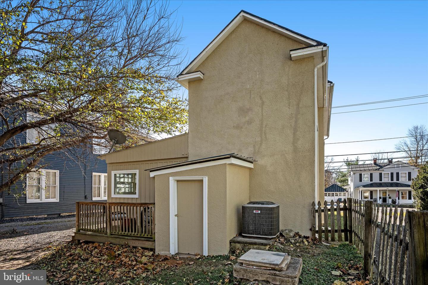 306 E MAIN ST, BERRYVILLE, Virginia 22611, 3 Bedrooms Bedrooms, ,2 BathroomsBathrooms,Residential,For sale,306 E MAIN ST,VACL2006230 MLS # VACL2006230 306 E MAIN ST, BERRYVILLE, Virginia 22611, 3 Bedrooms Bedrooms, ,2 BathroomsBathrooms,Residential,For sale,306 E MAIN ST,VACL2006230 MLS # VACL2006230