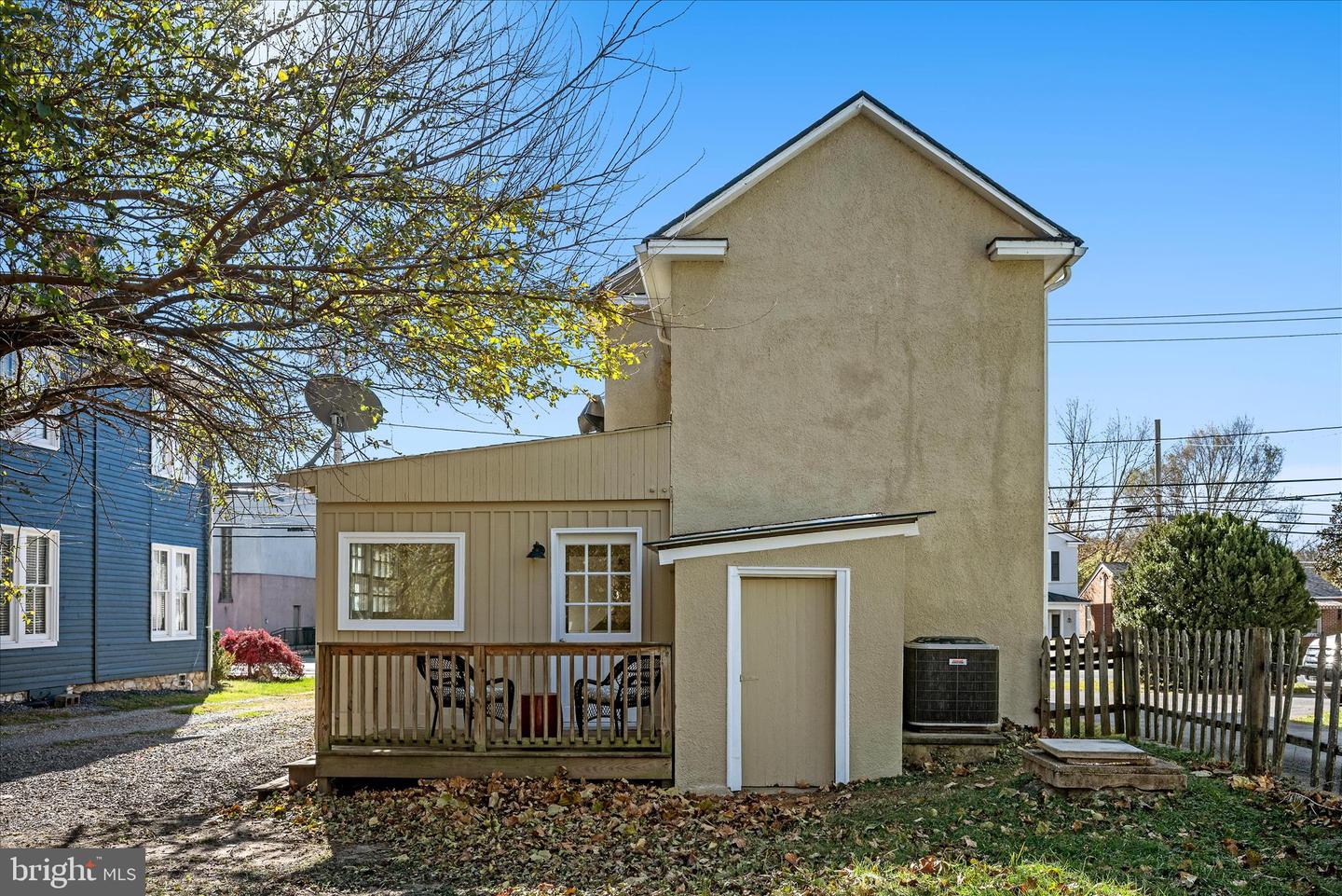 306 E MAIN ST, BERRYVILLE, Virginia 22611, 3 Bedrooms Bedrooms, ,2 BathroomsBathrooms,Residential,For sale,306 E MAIN ST,VACL2006230 MLS # VACL2006230 306 E MAIN ST, BERRYVILLE, Virginia 22611, 3 Bedrooms Bedrooms, ,2 BathroomsBathrooms,Residential,For sale,306 E MAIN ST,VACL2006230 MLS # VACL2006230