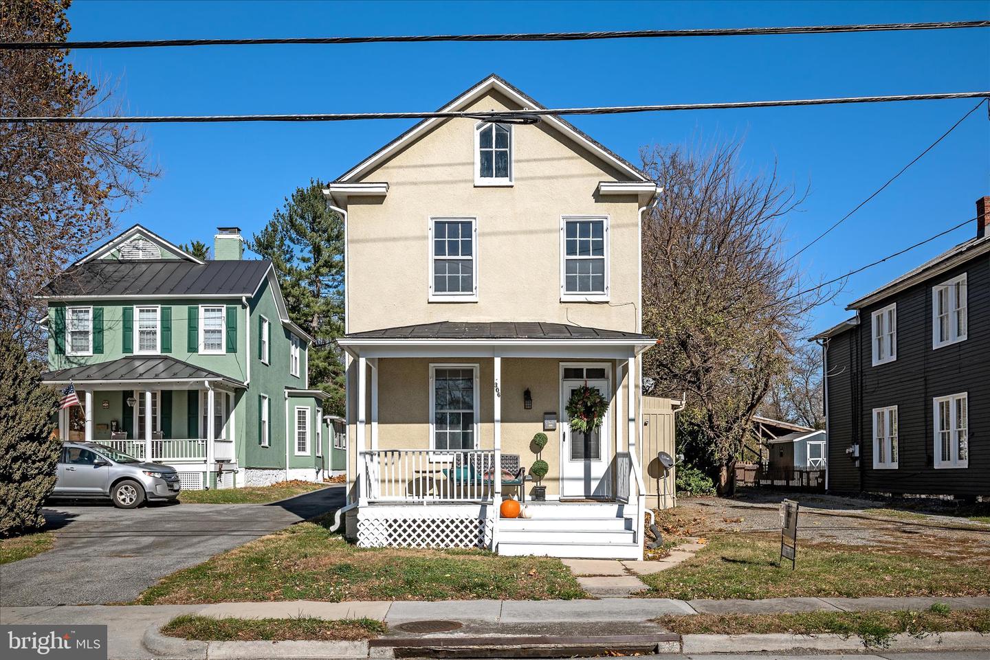 306 E MAIN ST, BERRYVILLE, Virginia 22611, 3 Bedrooms Bedrooms, ,2 BathroomsBathrooms,Residential,For sale,306 E MAIN ST,VACL2006230 MLS # VACL2006230 306 E MAIN ST, BERRYVILLE, Virginia 22611, 3 Bedrooms Bedrooms, ,2 BathroomsBathrooms,Residential,For sale,306 E MAIN ST,VACL2006230 MLS # VACL2006230