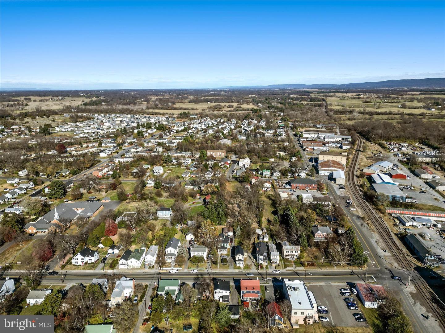 306 E MAIN ST, BERRYVILLE, Virginia 22611, 3 Bedrooms Bedrooms, ,2 BathroomsBathrooms,Residential,For sale,306 E MAIN ST,VACL2006230 MLS # VACL2006230 306 E MAIN ST, BERRYVILLE, Virginia 22611, 3 Bedrooms Bedrooms, ,2 BathroomsBathrooms,Residential,For sale,306 E MAIN ST,VACL2006230 MLS # VACL2006230