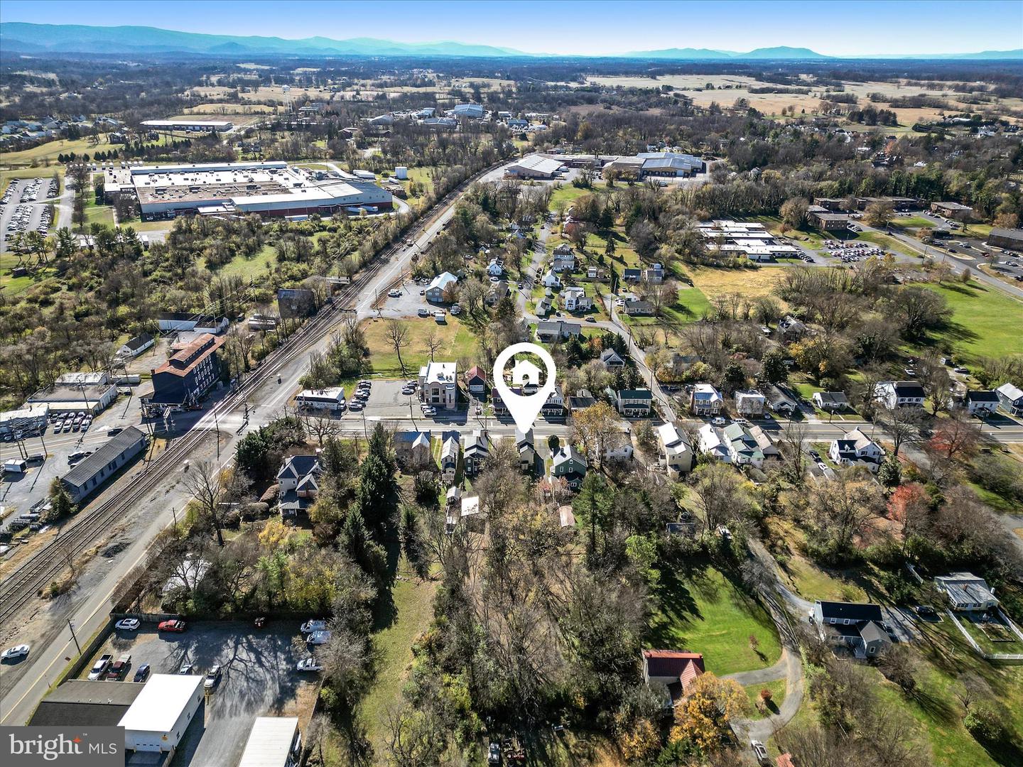 306 E MAIN ST, BERRYVILLE, Virginia 22611, 3 Bedrooms Bedrooms, ,2 BathroomsBathrooms,Residential,For sale,306 E MAIN ST,VACL2006230 MLS # VACL2006230 306 E MAIN ST, BERRYVILLE, Virginia 22611, 3 Bedrooms Bedrooms, ,2 BathroomsBathrooms,Residential,For sale,306 E MAIN ST,VACL2006230 MLS # VACL2006230