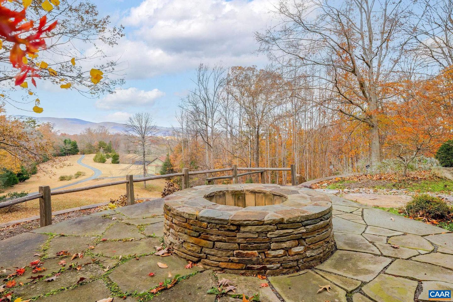 407 BROAD AXE RD, CHARLOTTESVILLE, Virginia 22903, 4 Bedrooms Bedrooms, ,3 BathroomsBathrooms,Residential,For sale,407 BROAD AXE RD,671168 MLS # 671168