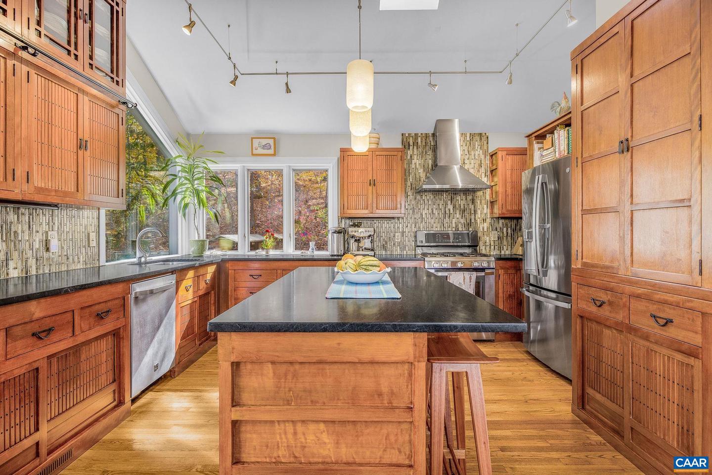 407 BROAD AXE RD, CHARLOTTESVILLE, Virginia 22903, 4 Bedrooms Bedrooms, ,3 BathroomsBathrooms,Residential,For sale,407 BROAD AXE RD,671168 MLS # 671168