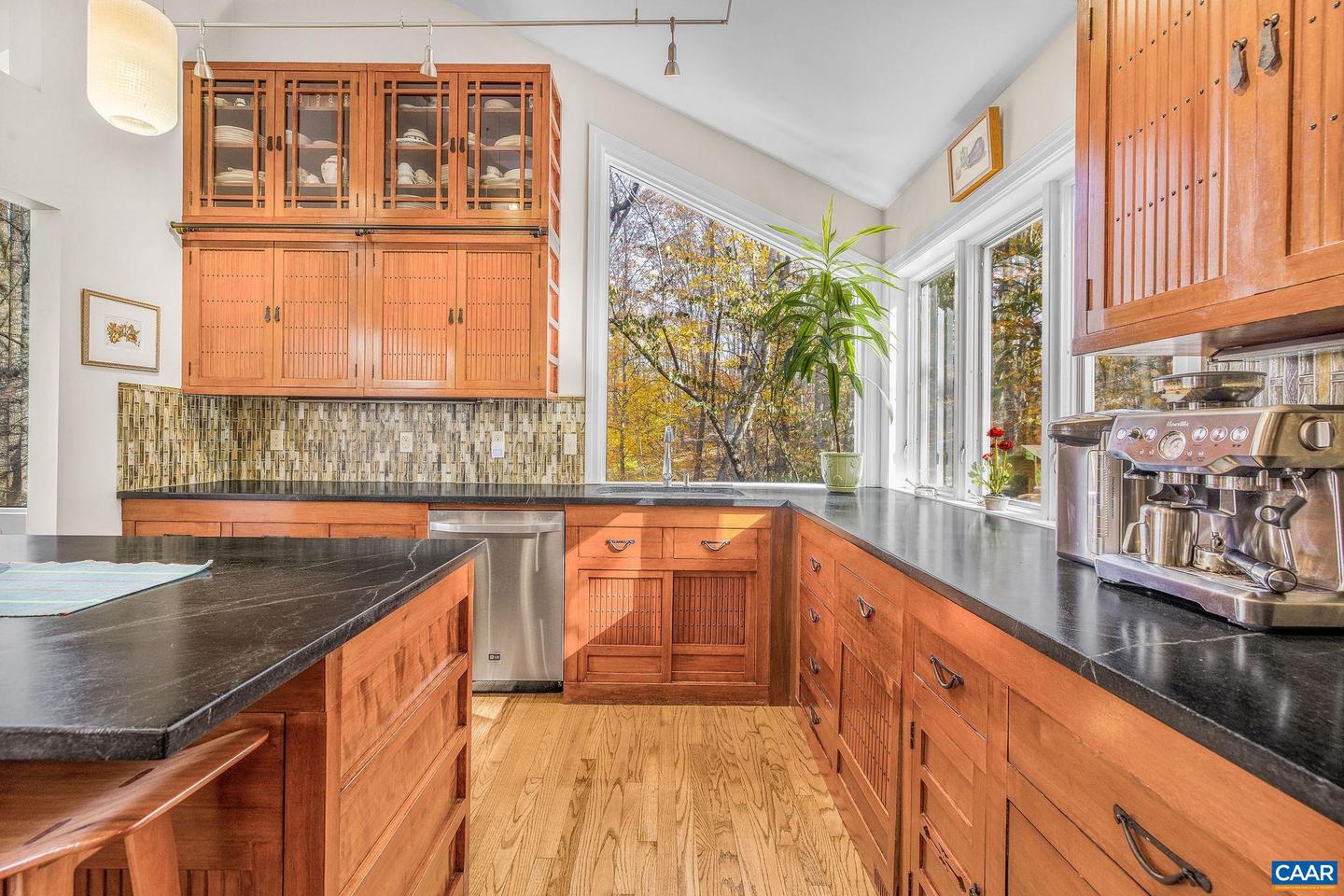 407 BROAD AXE RD, CHARLOTTESVILLE, Virginia 22903, 4 Bedrooms Bedrooms, ,3 BathroomsBathrooms,Residential,For sale,407 BROAD AXE RD,671168 MLS # 671168