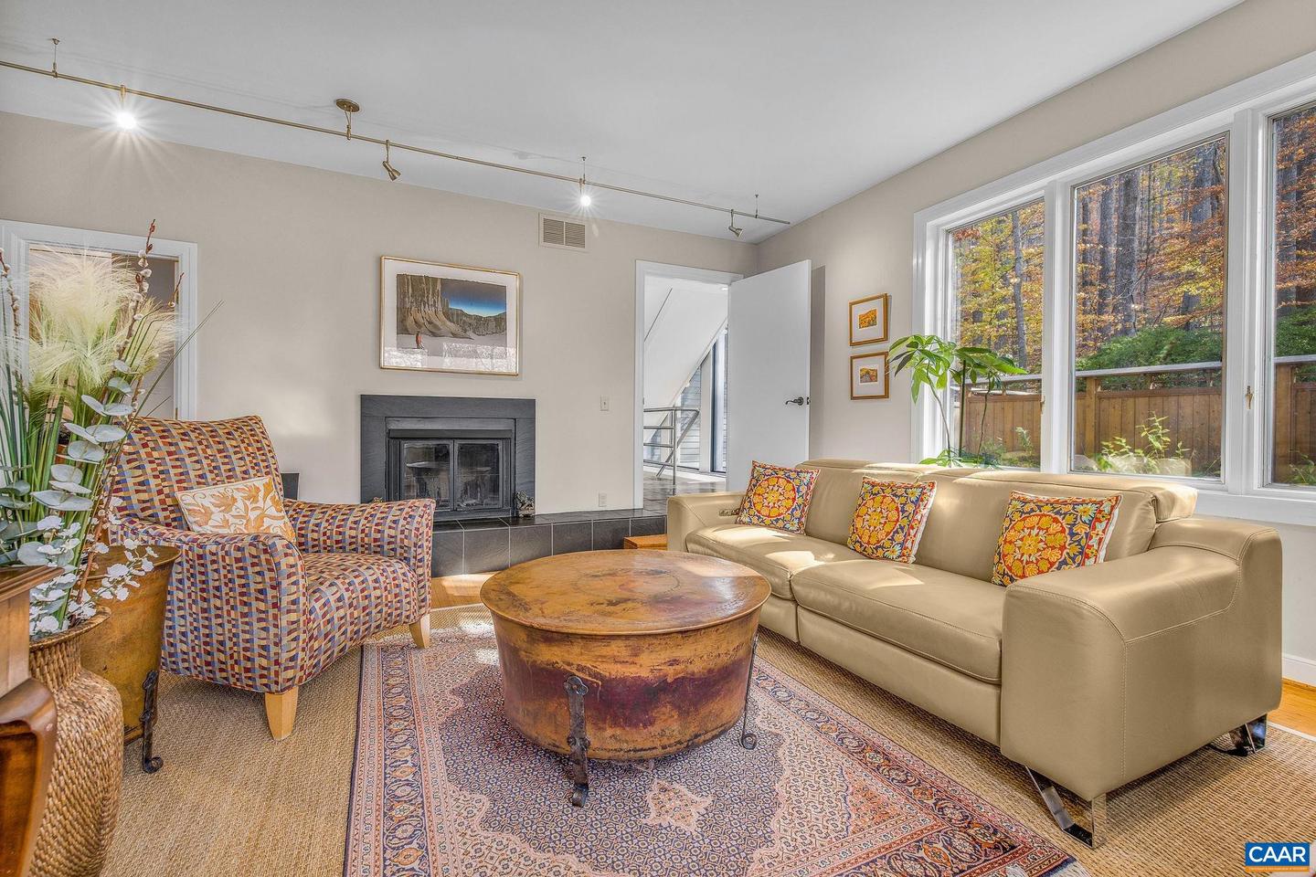 407 BROAD AXE RD, CHARLOTTESVILLE, Virginia 22903, 4 Bedrooms Bedrooms, ,3 BathroomsBathrooms,Residential,For sale,407 BROAD AXE RD,671168 MLS # 671168