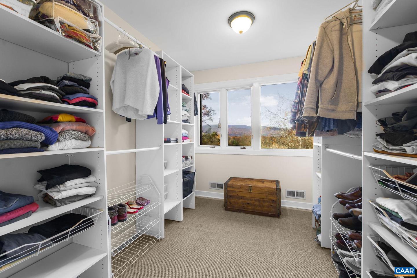 407 BROAD AXE RD, CHARLOTTESVILLE, Virginia 22903, 4 Bedrooms Bedrooms, ,3 BathroomsBathrooms,Residential,For sale,407 BROAD AXE RD,671168 MLS # 671168